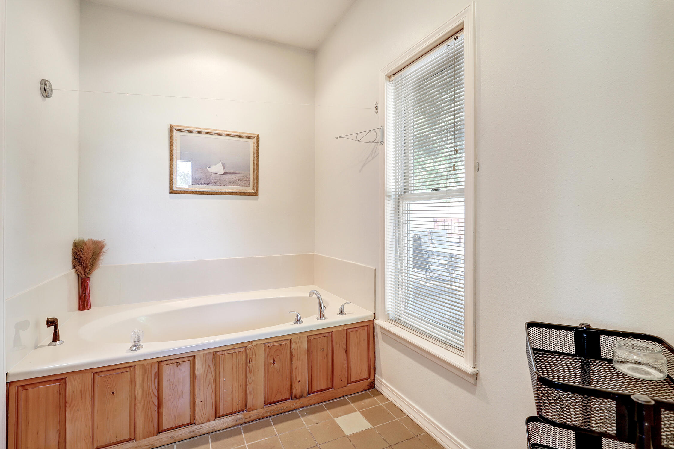1209 Alameda Road
