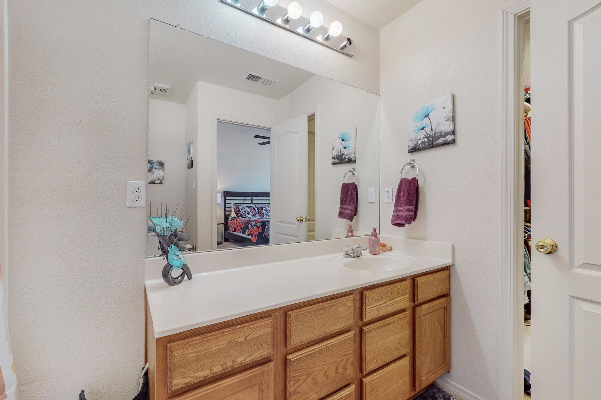 9020 Violet Orchid Trail SW