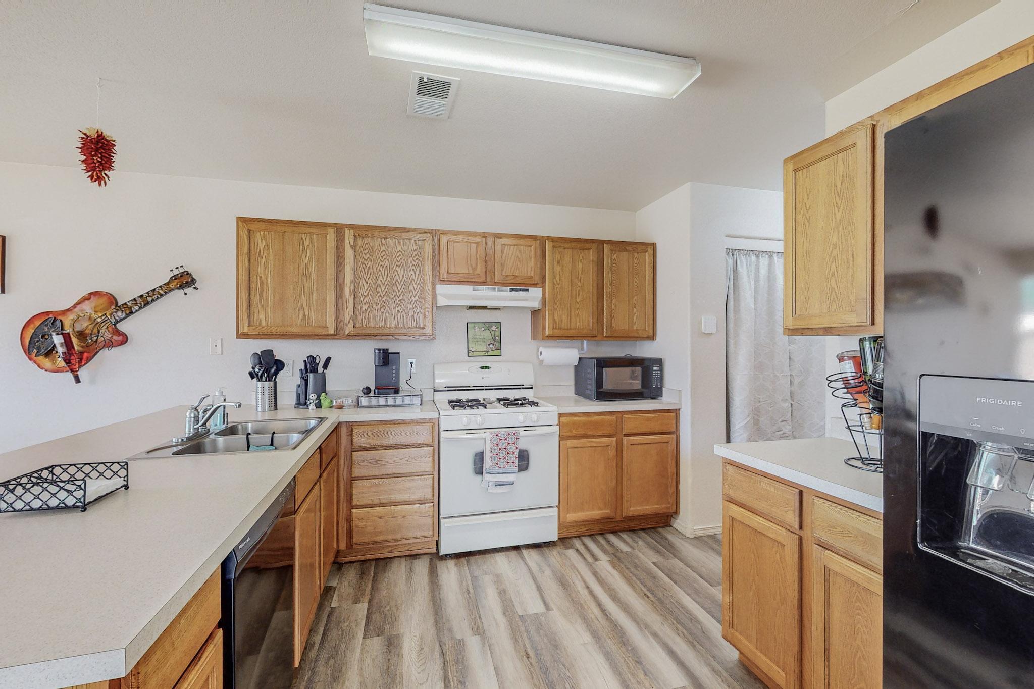9020 Violet Orchid Trail SW