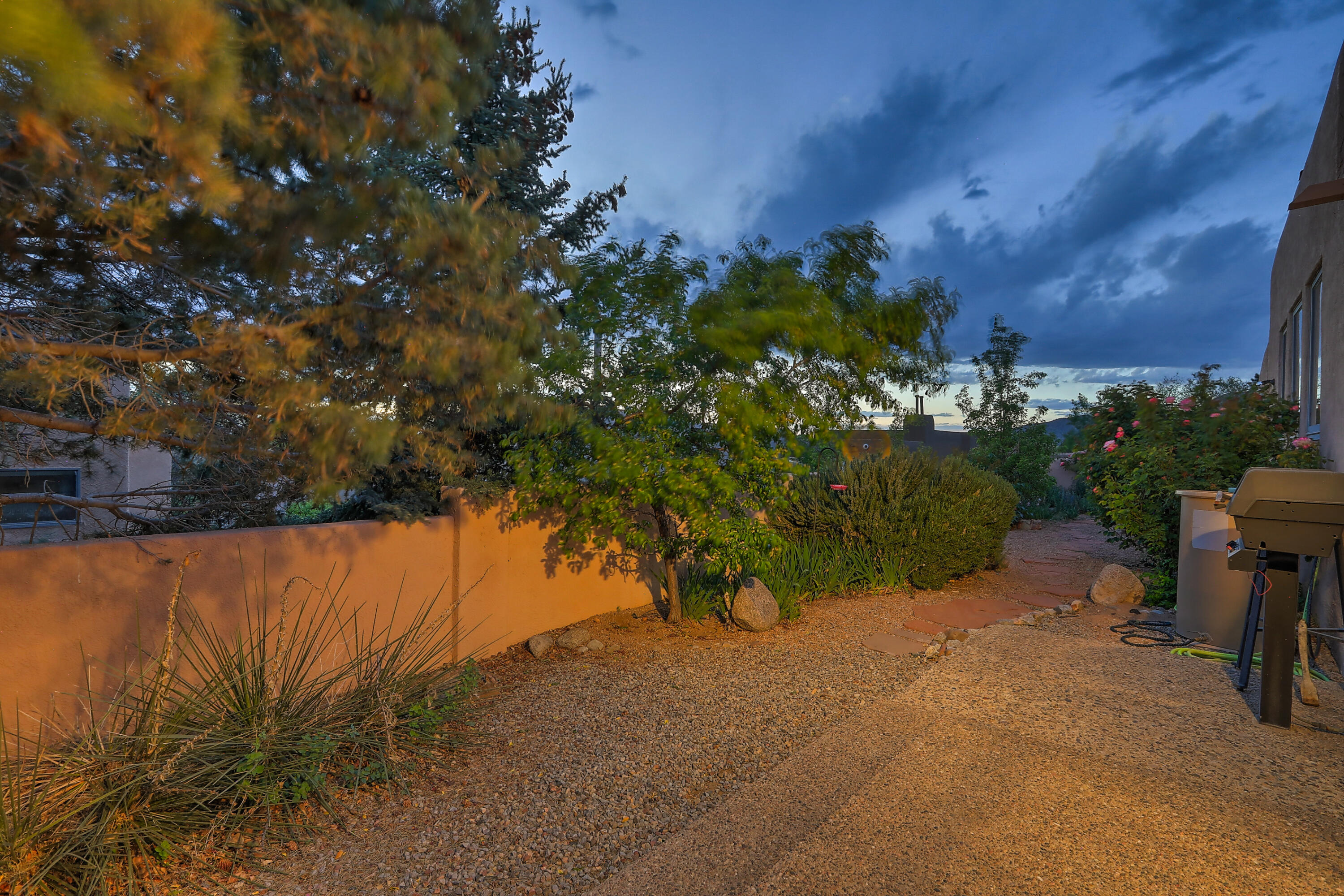 7726 Cedar Canyon Court NE