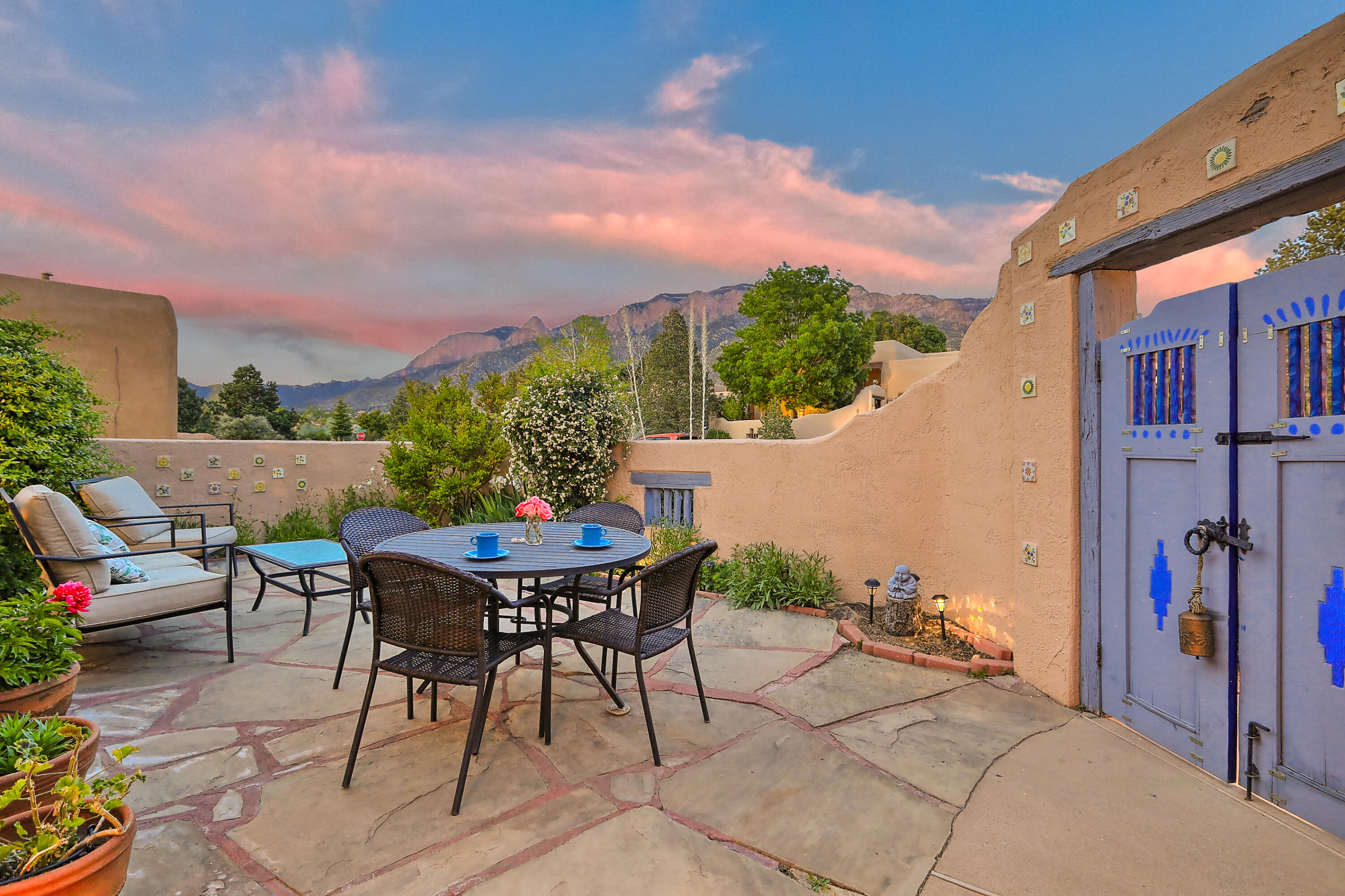 7726 Cedar Canyon Court NE