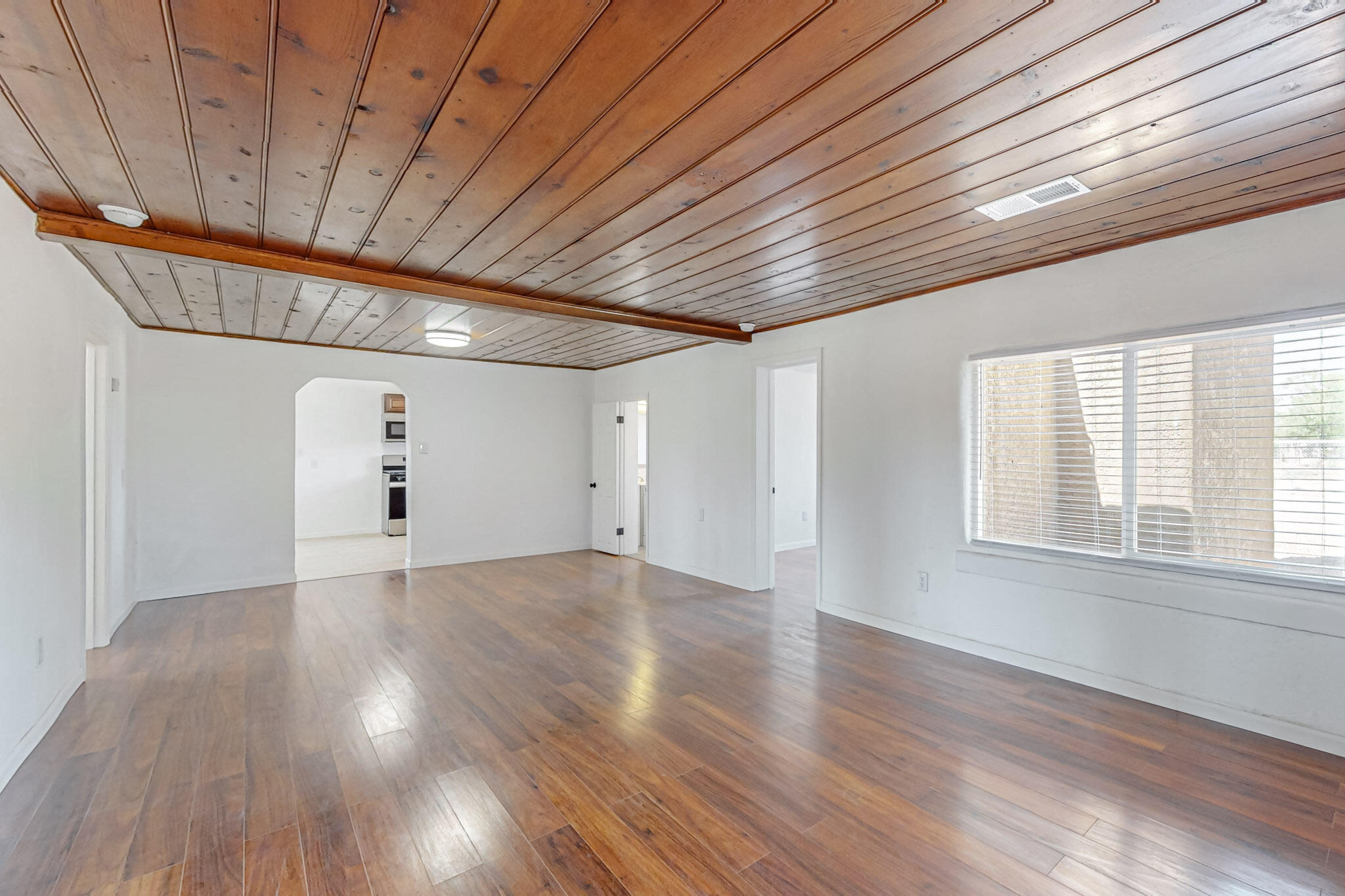 2228 Kelly Road SW