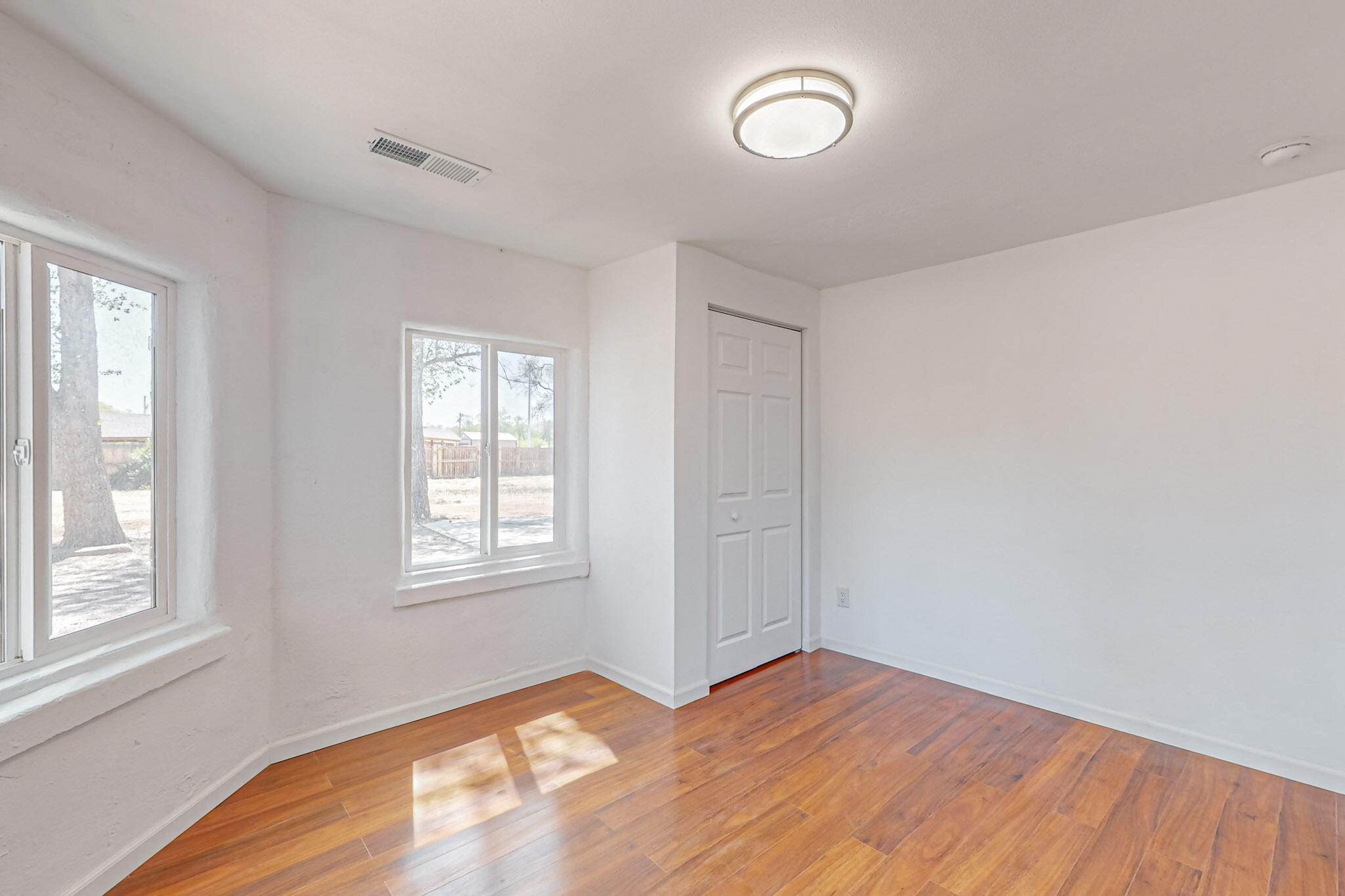 2228 Kelly Road SW