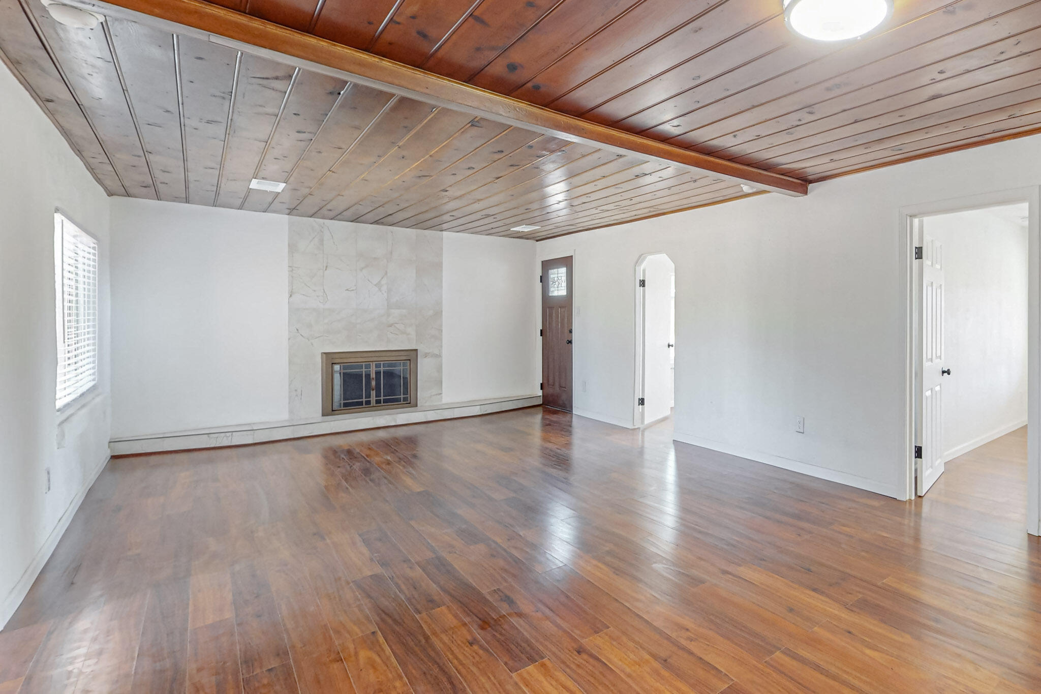 2228 Kelly Road SW