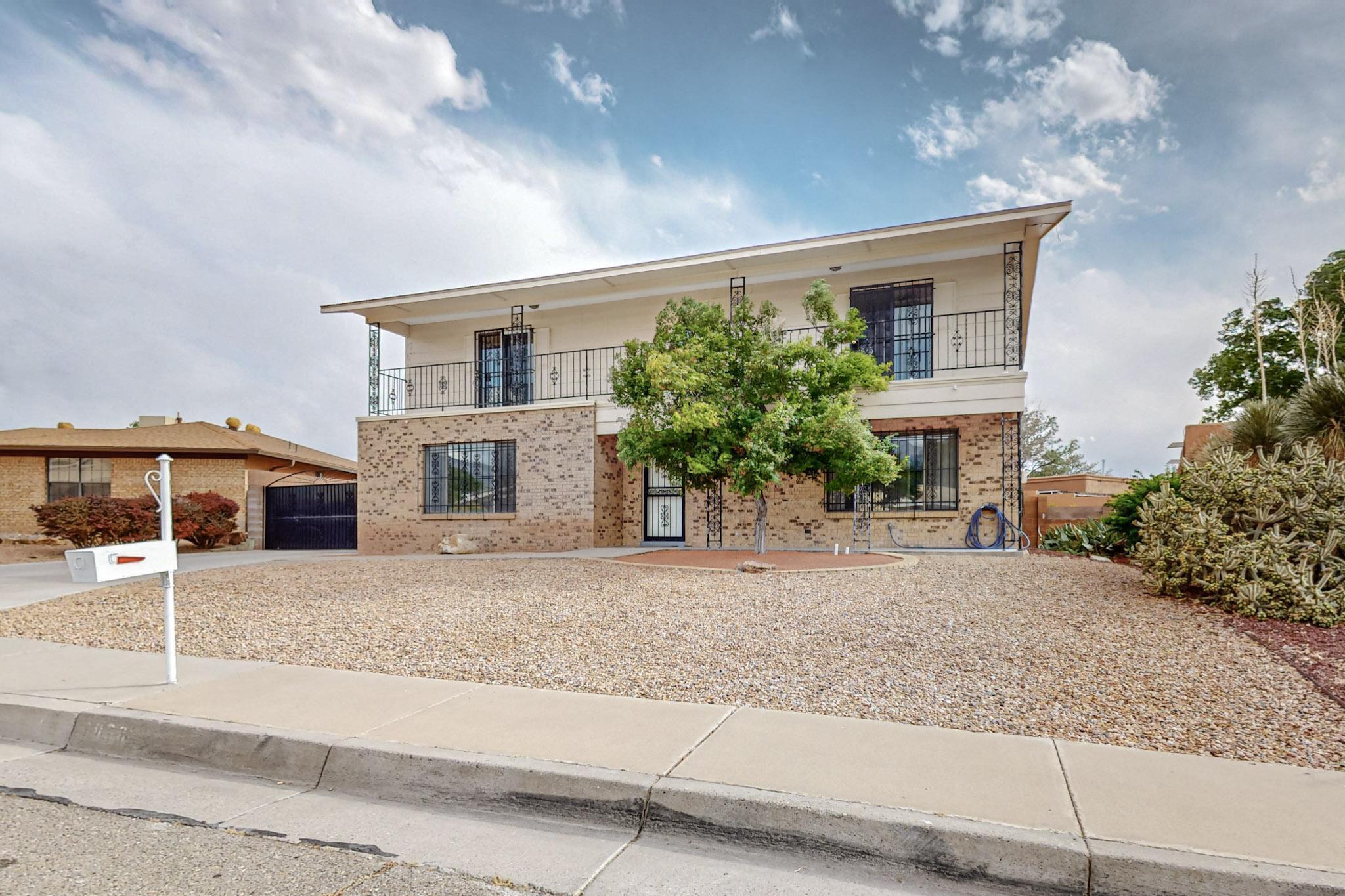 9808 Lorelei Lane NE