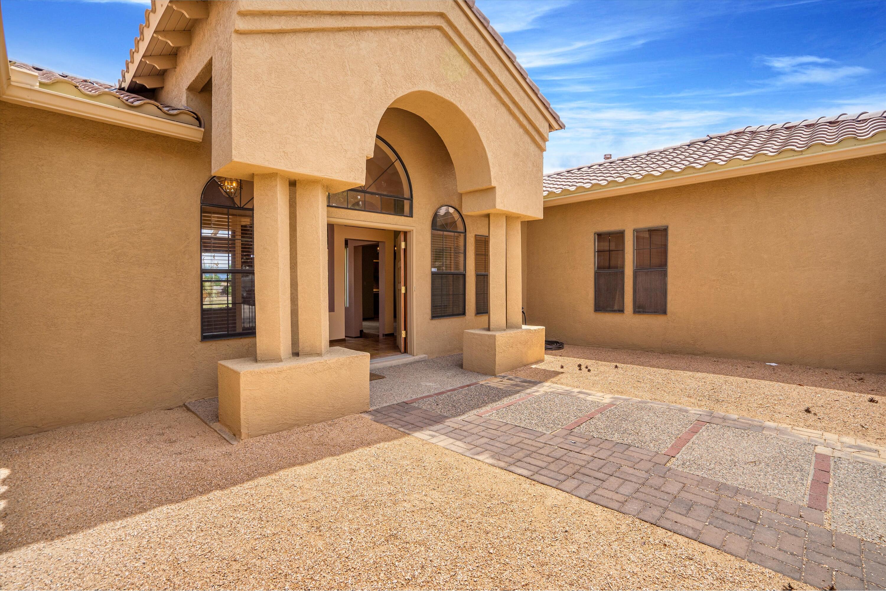 414 Nicklaus Drive SE