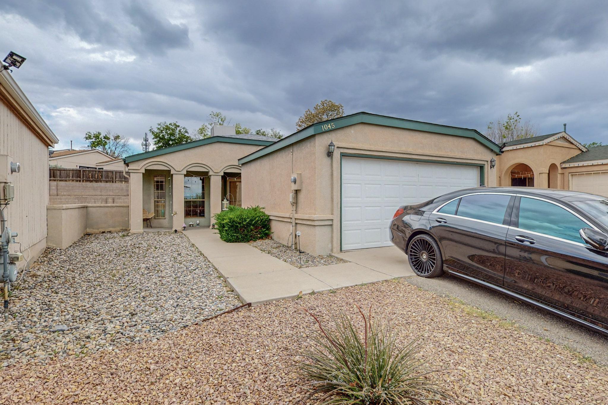 1045 Charles Drive NE