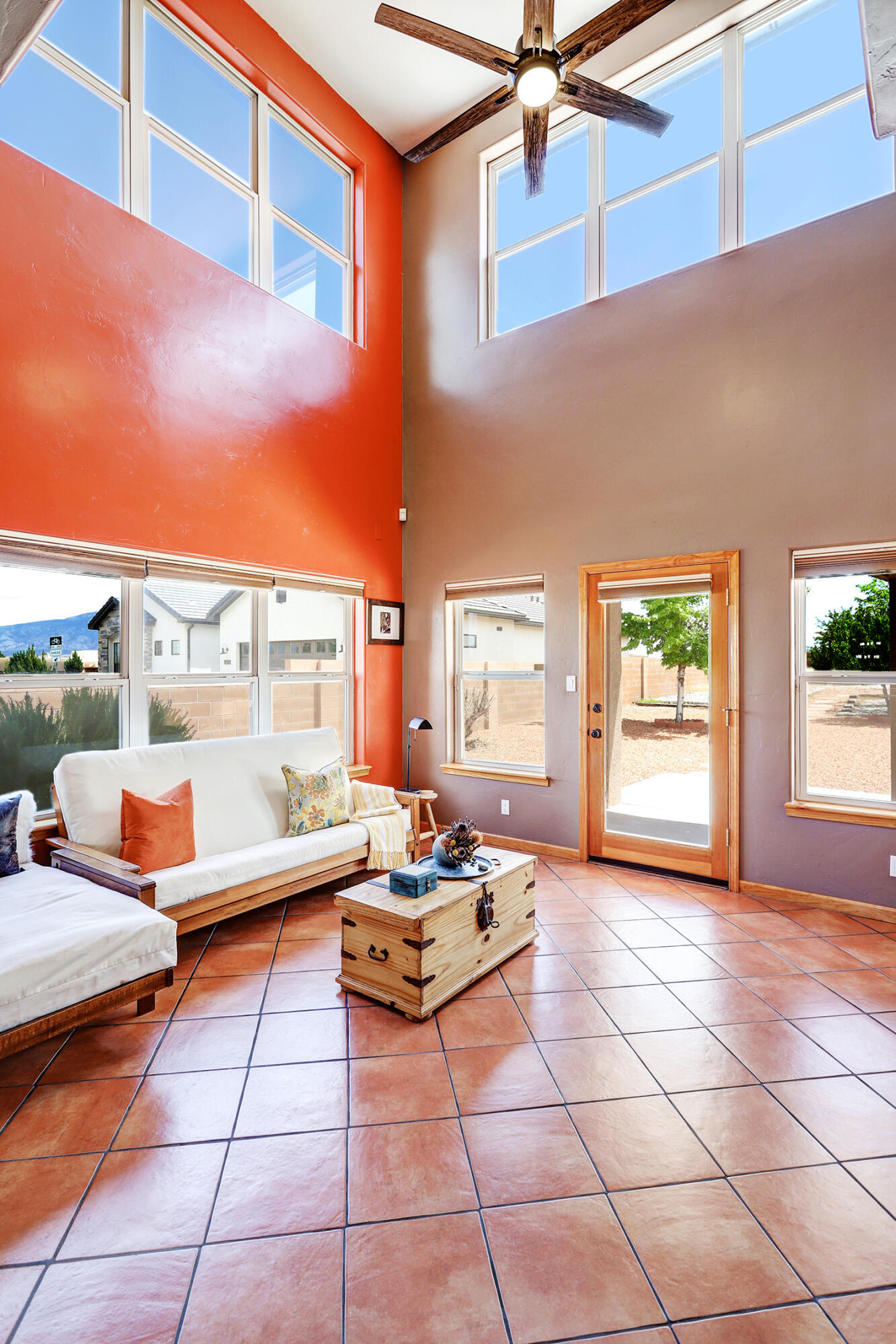 6894 Nacelle Road NE