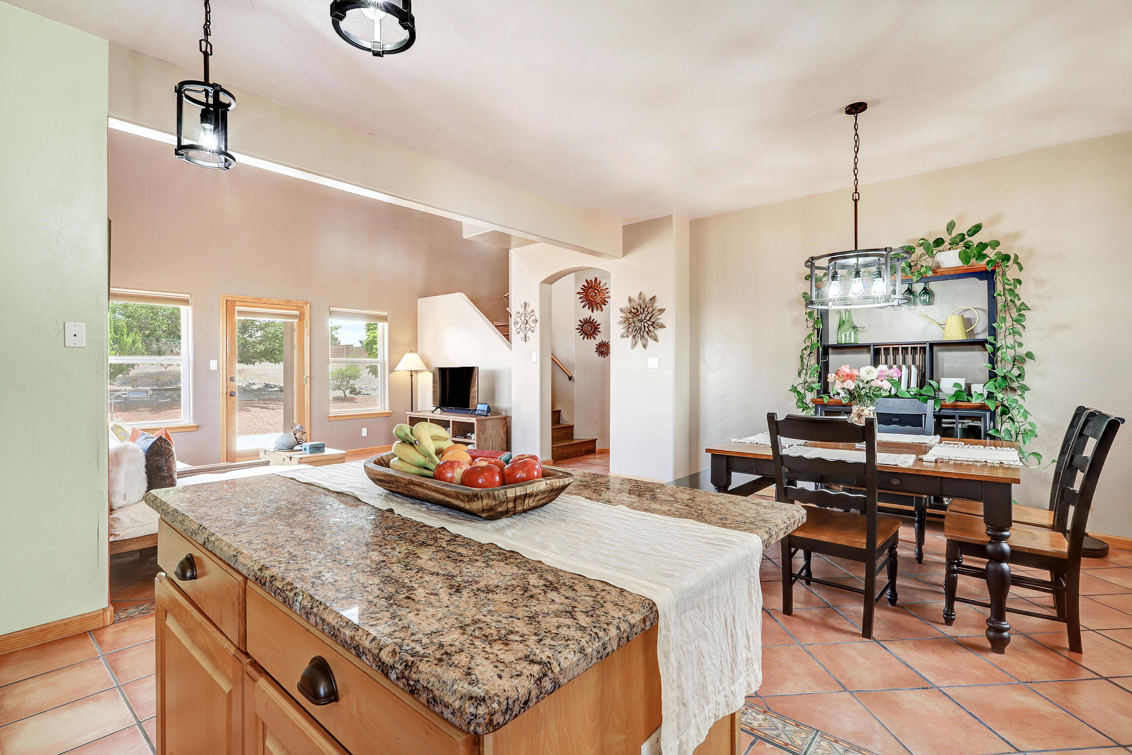 6894 Nacelle Road NE