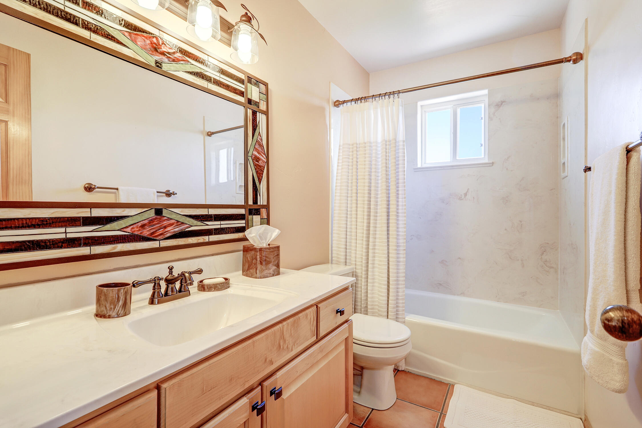 6894 Nacelle Road NE