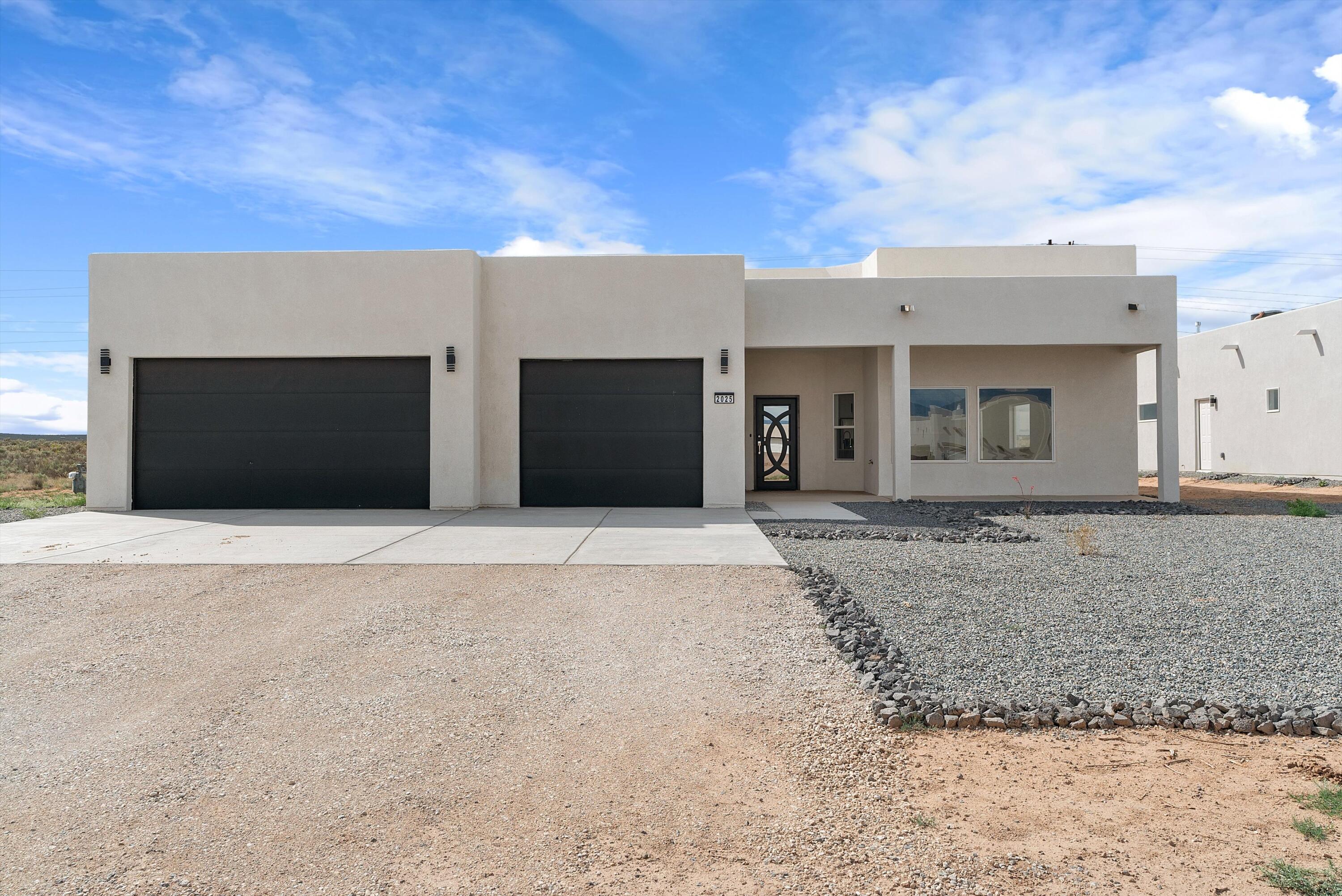 2025 Eucalyptus Road NE