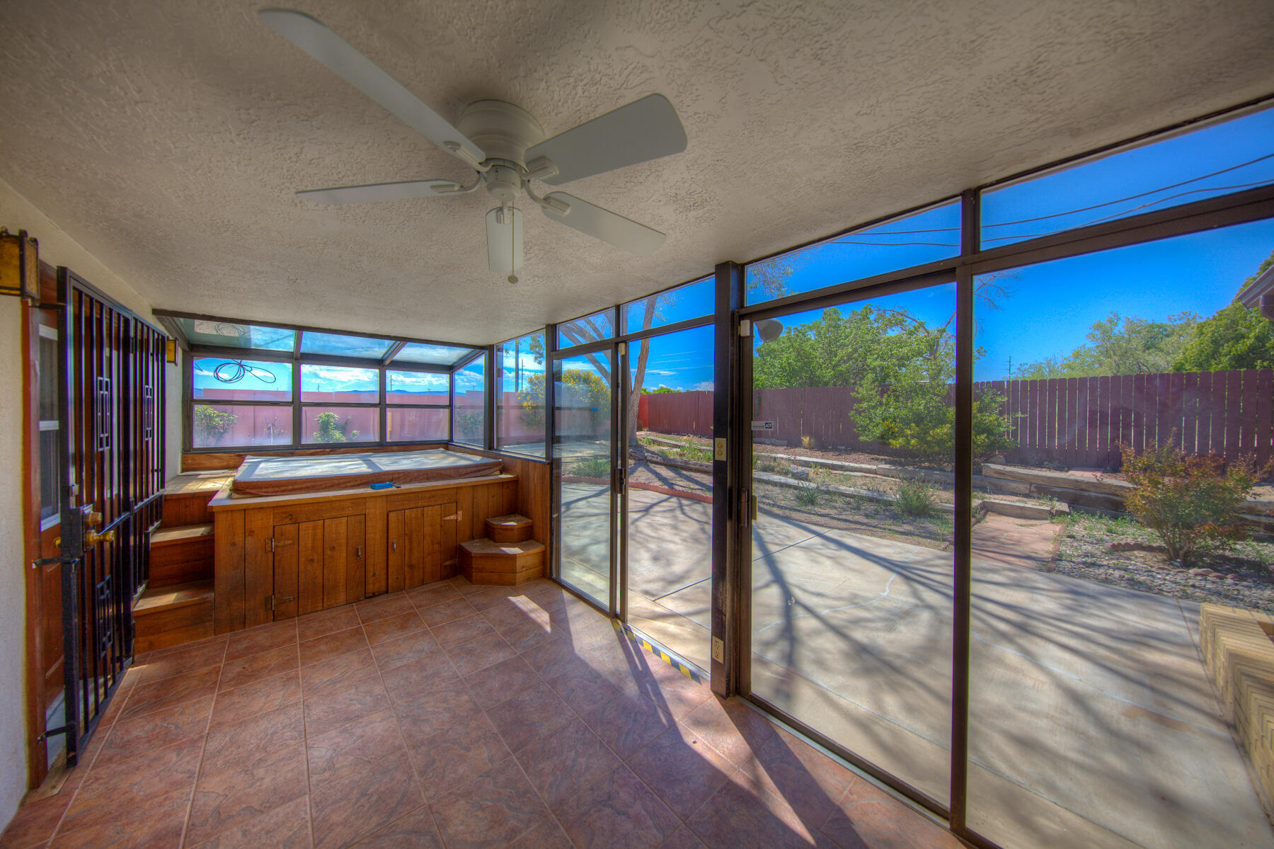 1400 Kentucky Street SE