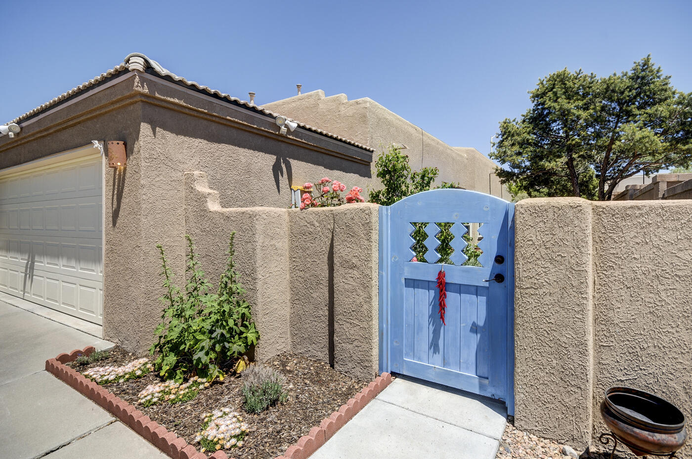 240 Serenity Court SE