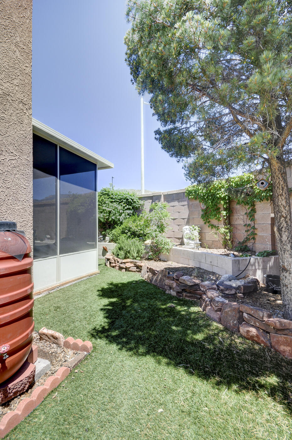 240 Serenity Court SE