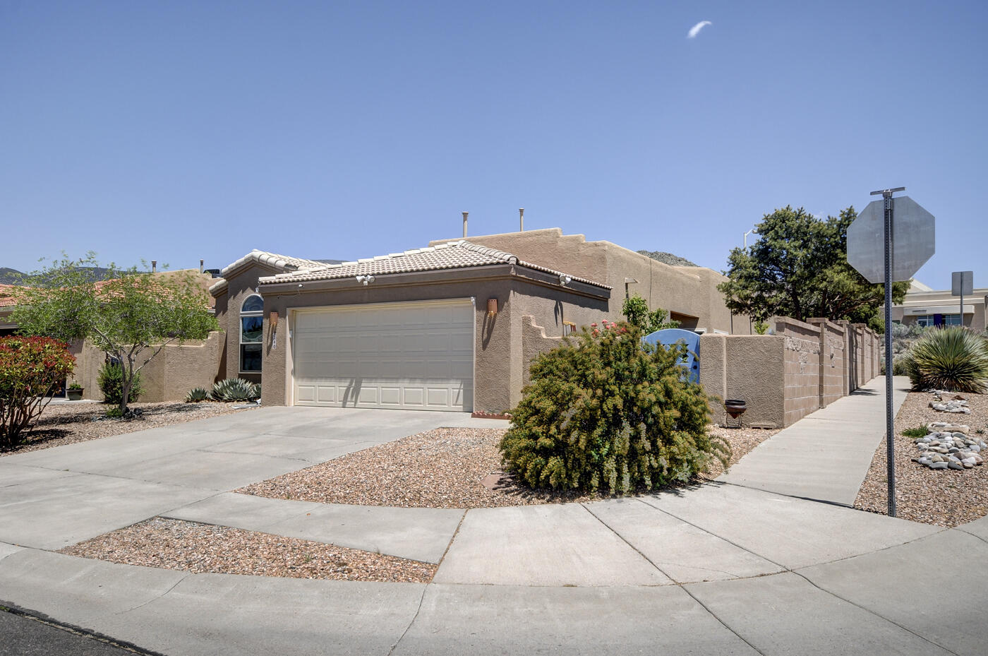 240 Serenity Court SE