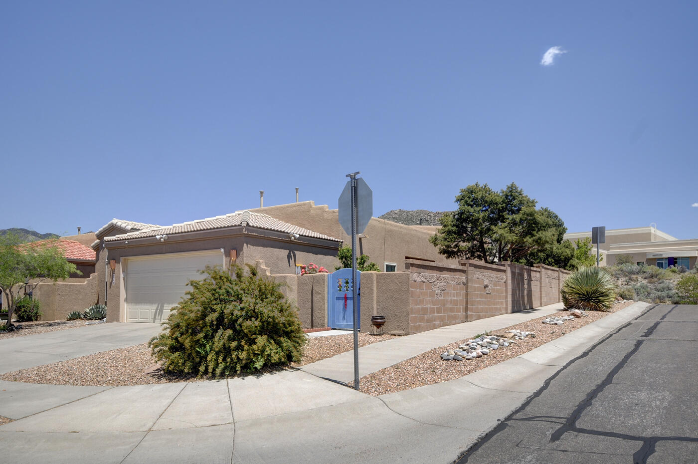 240 Serenity Court SE