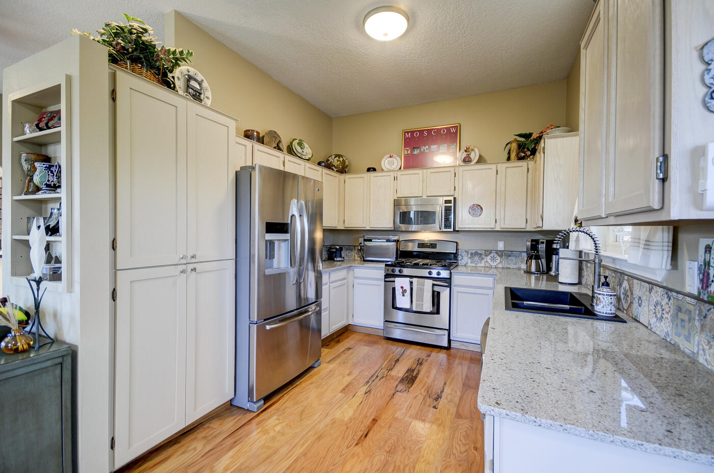 240 Serenity Court SE