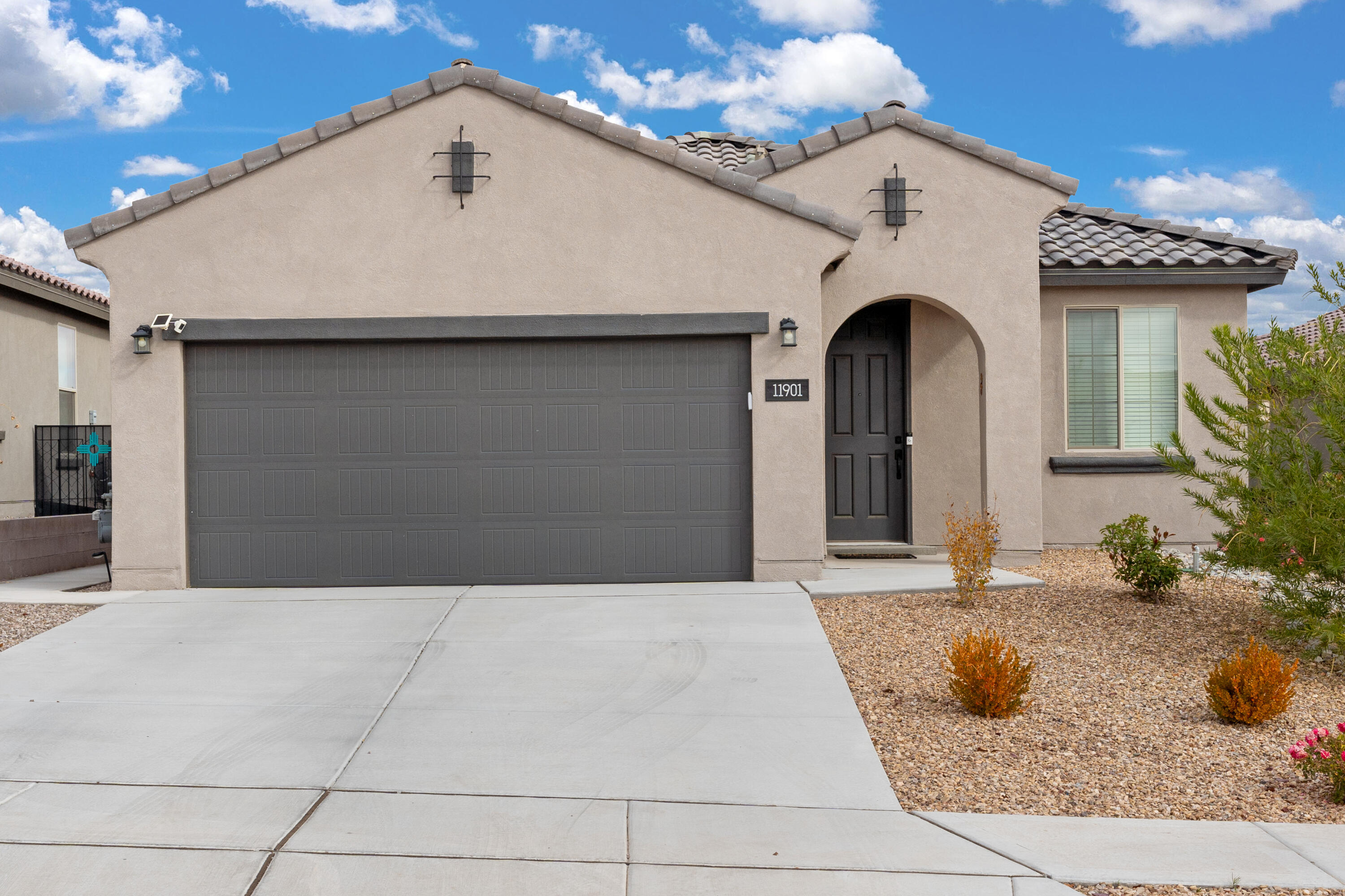 11901 Echo Valley Lane NW