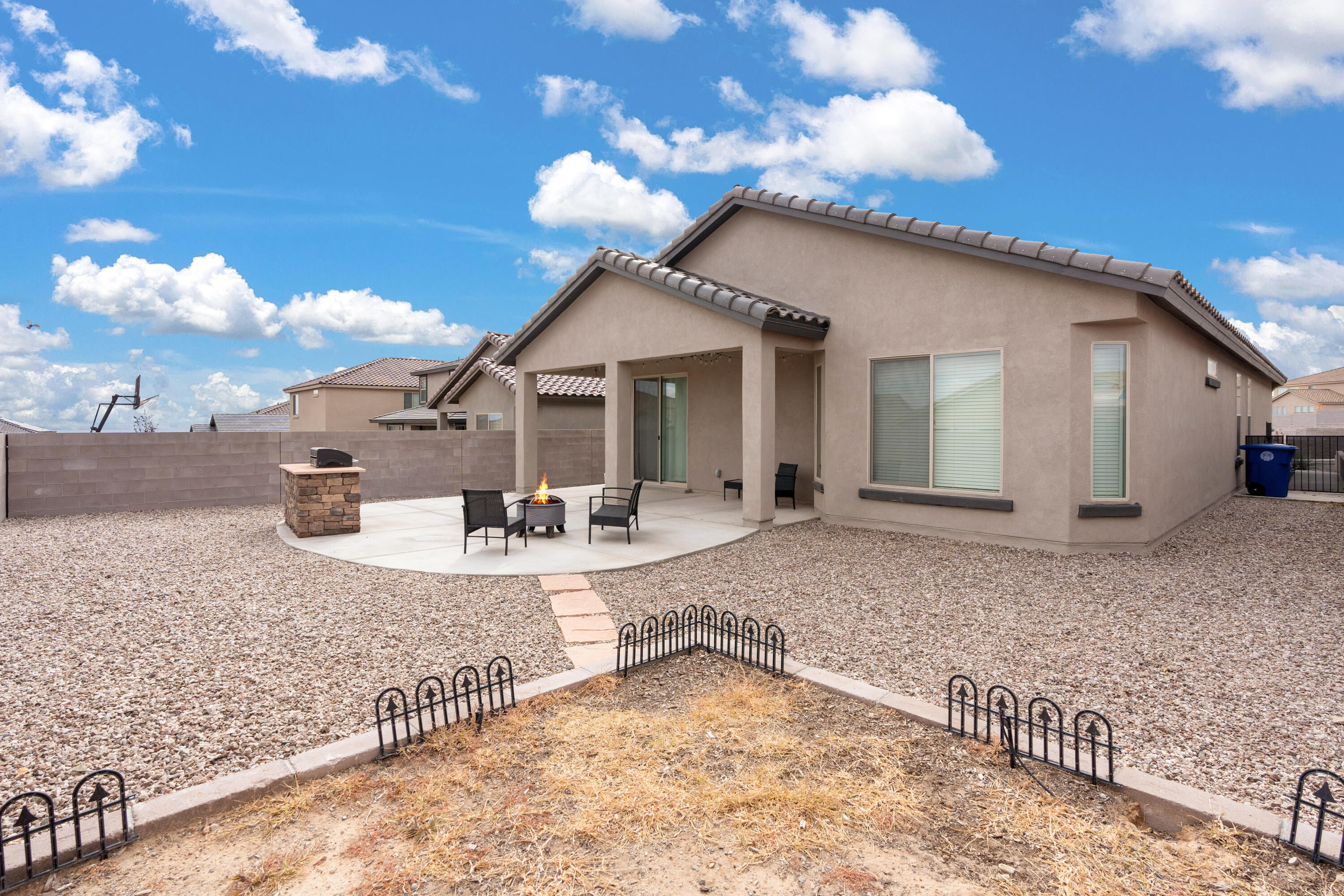 11901 Echo Valley Lane NW