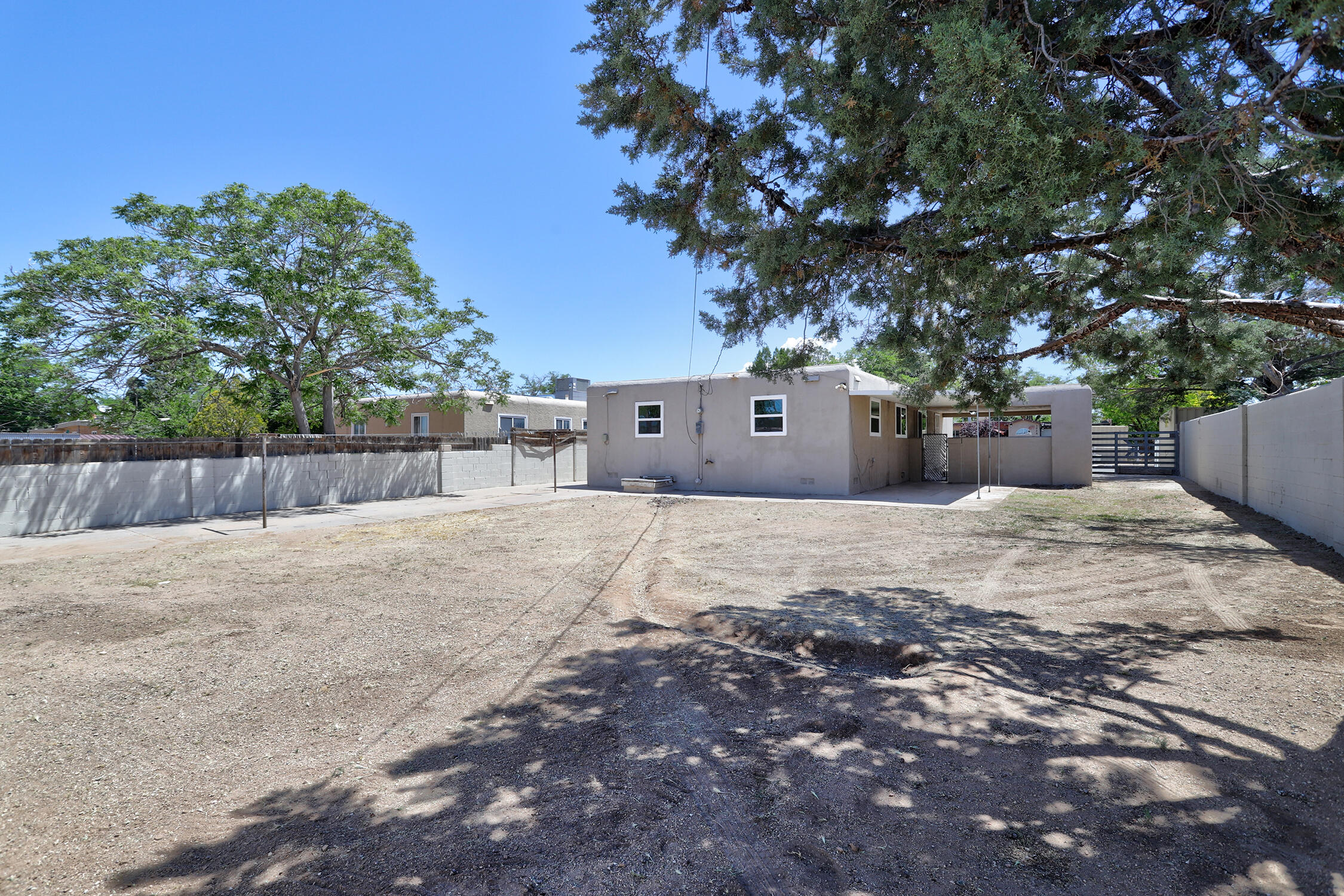 1025 Indiana Street SE