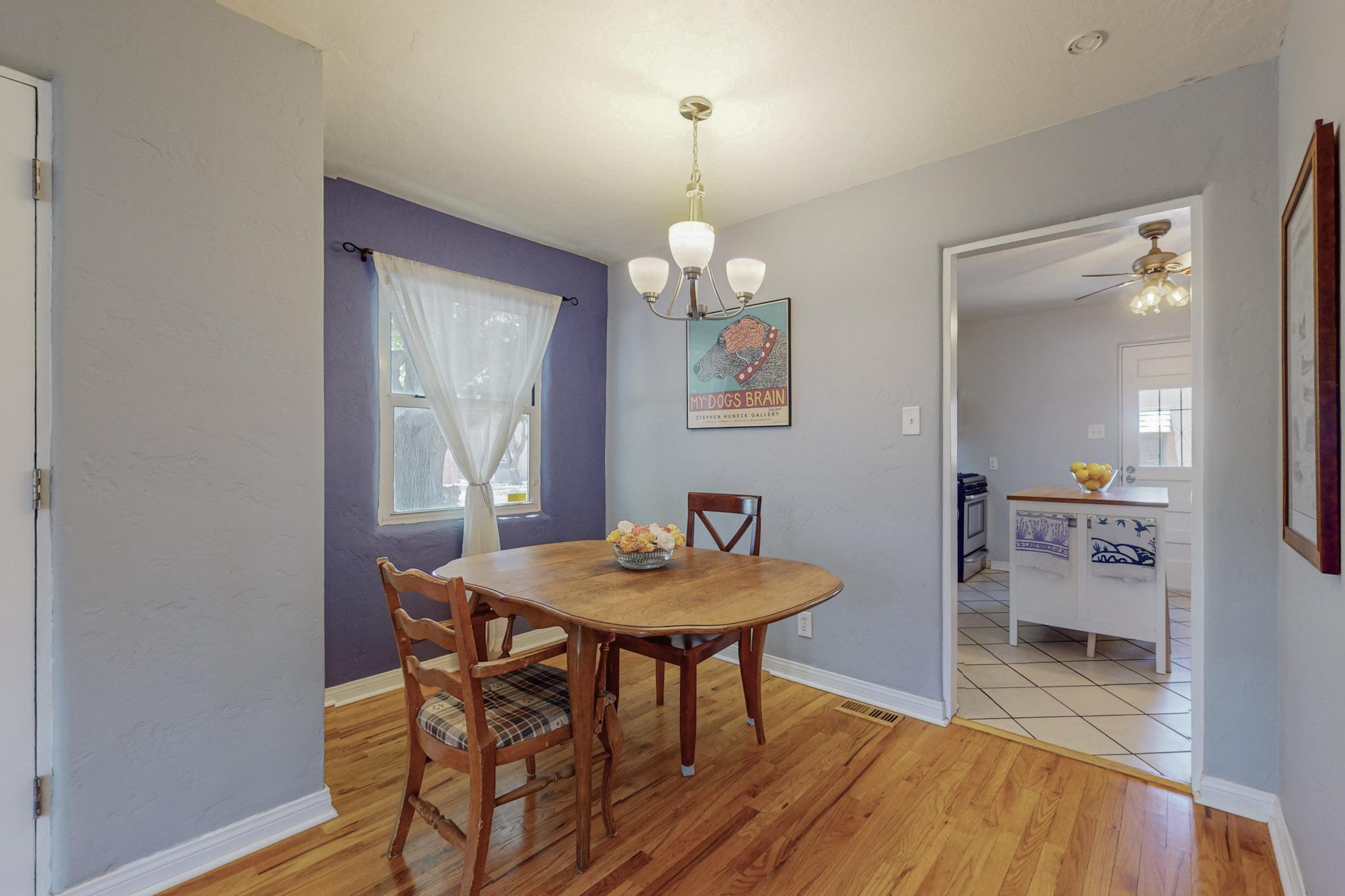 606 Quincy Street SE