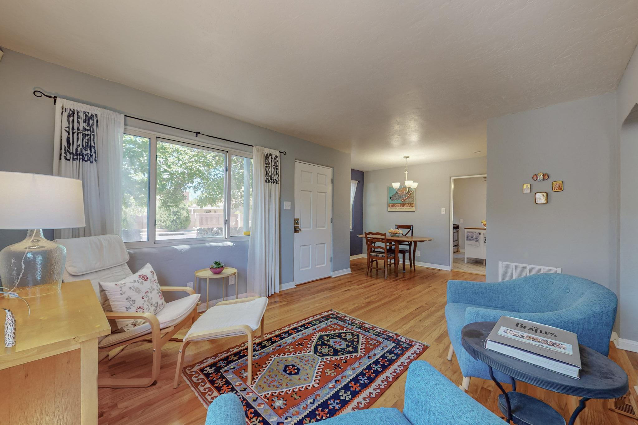 606 Quincy Street SE