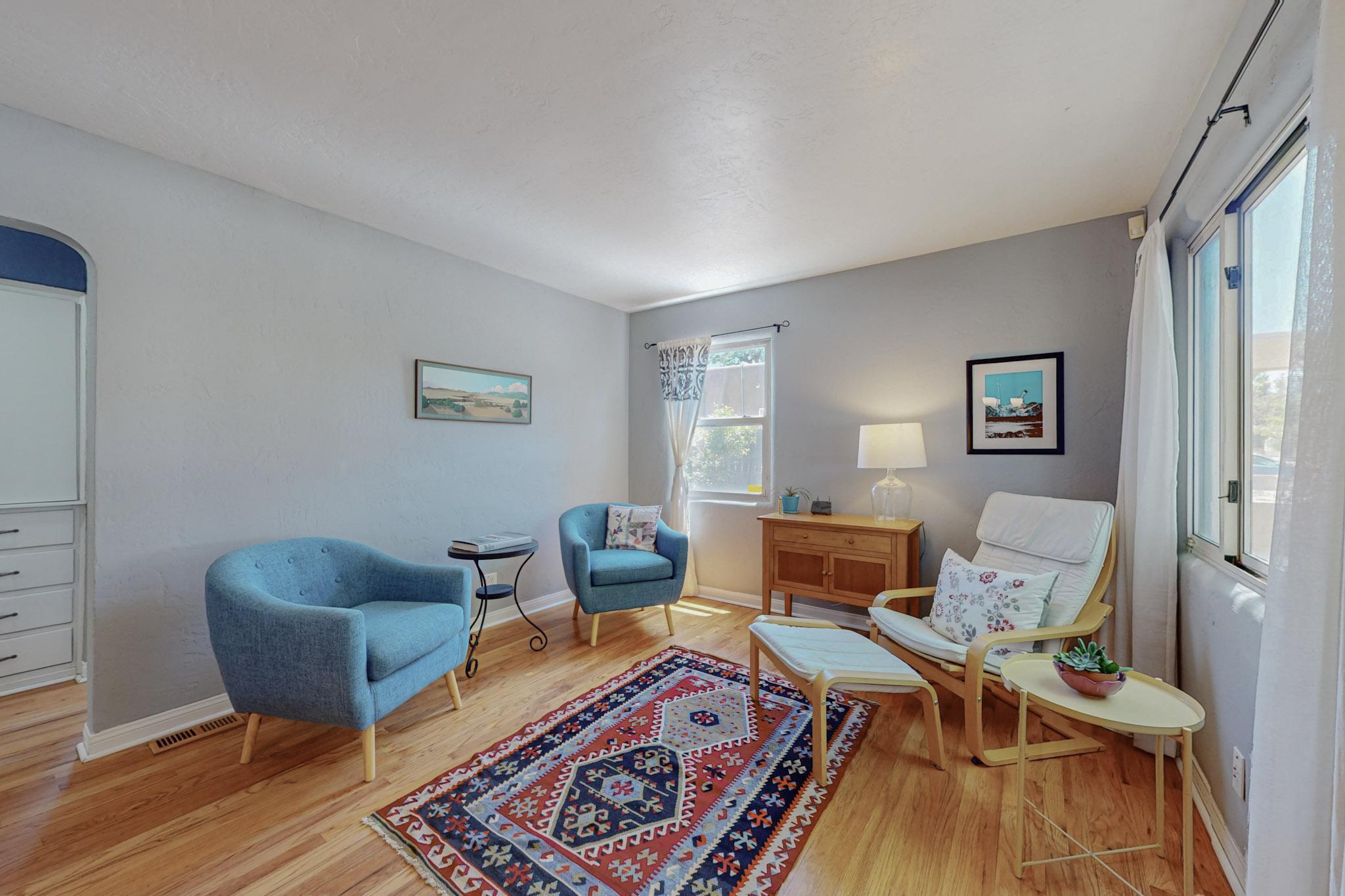 606 Quincy Street SE