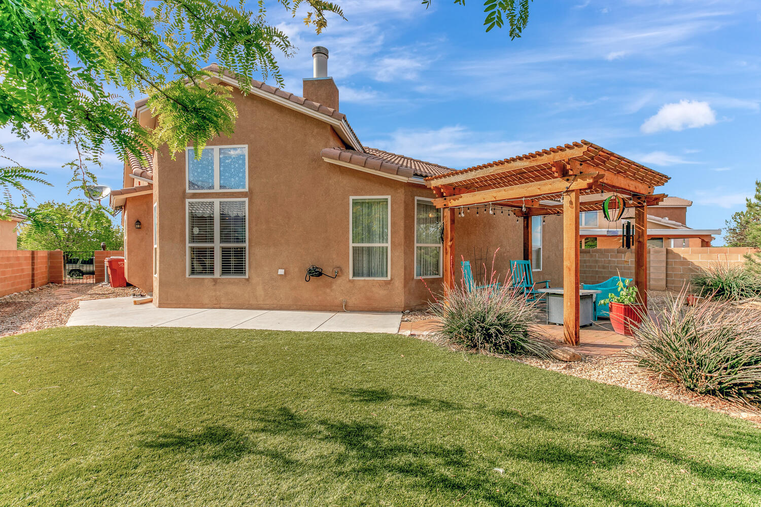 730 Vista Patron Drive