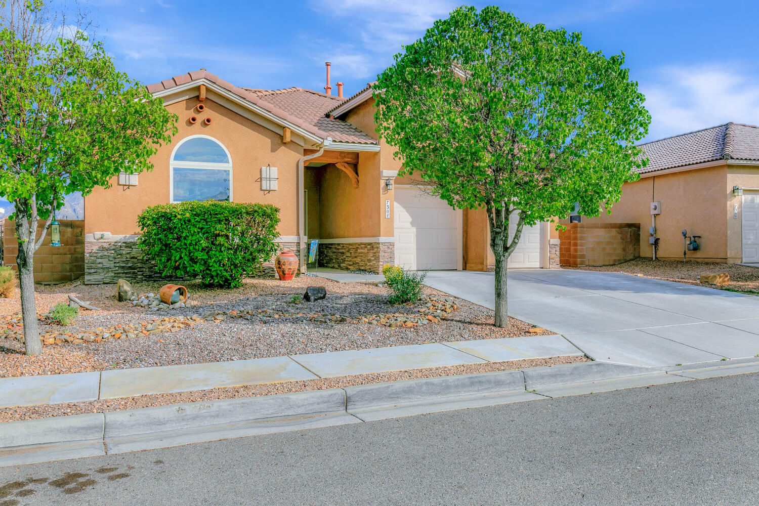 730 Vista Patron Drive