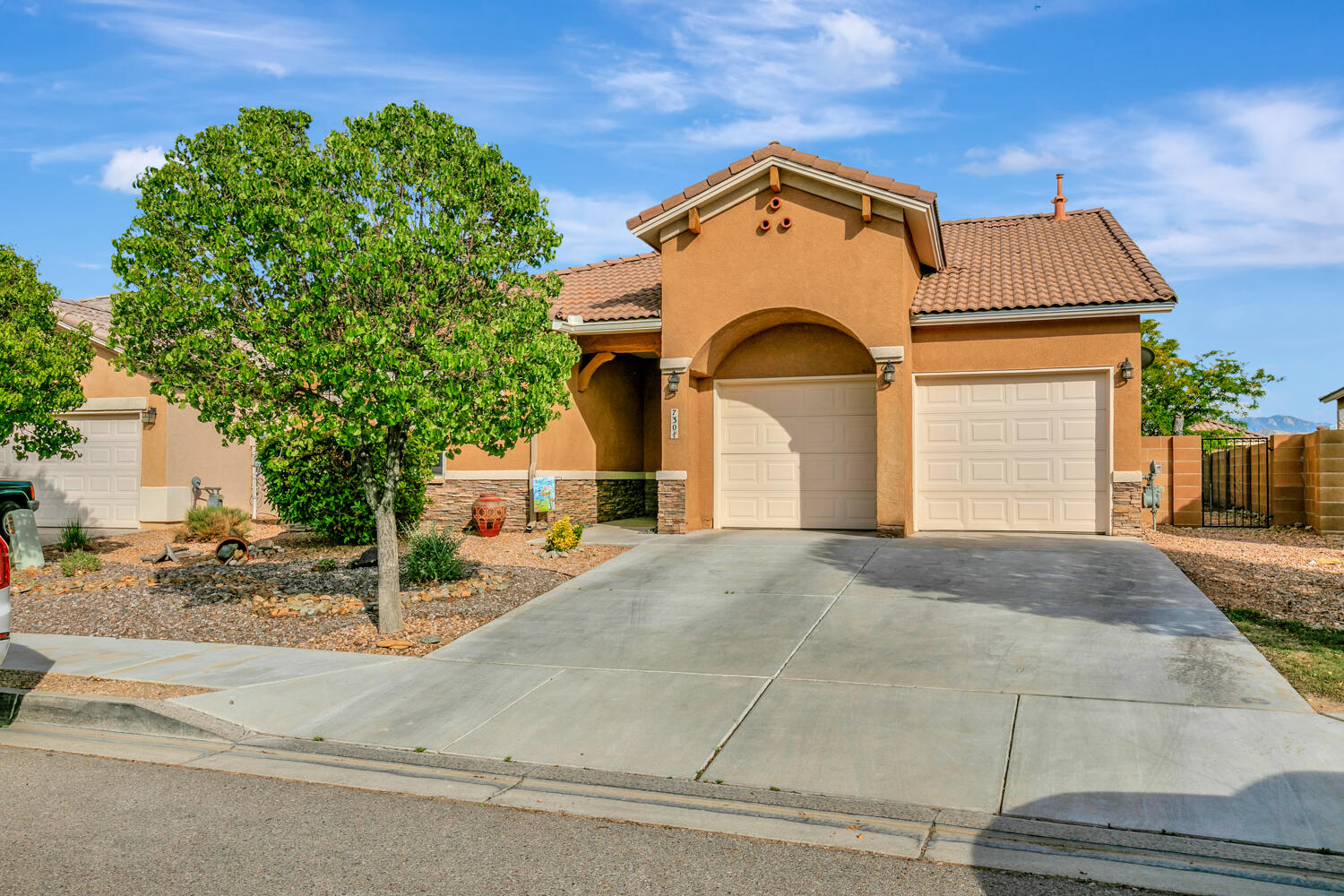 730 Vista Patron Drive