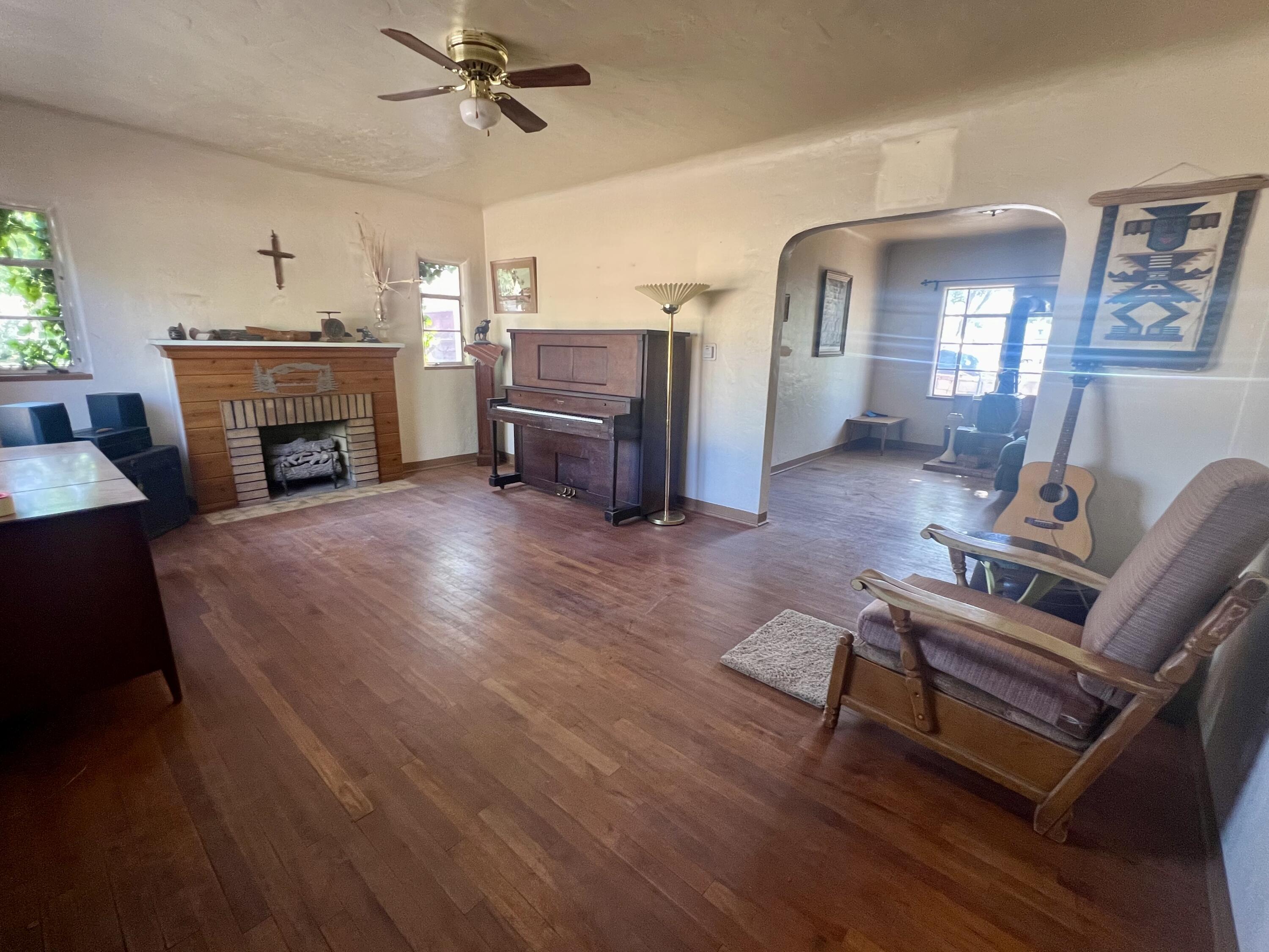 312 Greenwich Road SW