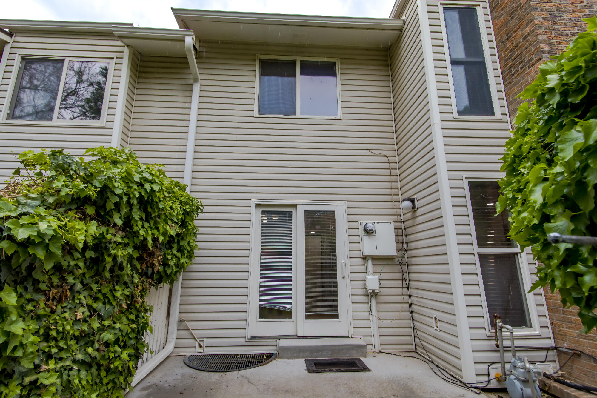 29 Westlake Drive NE
