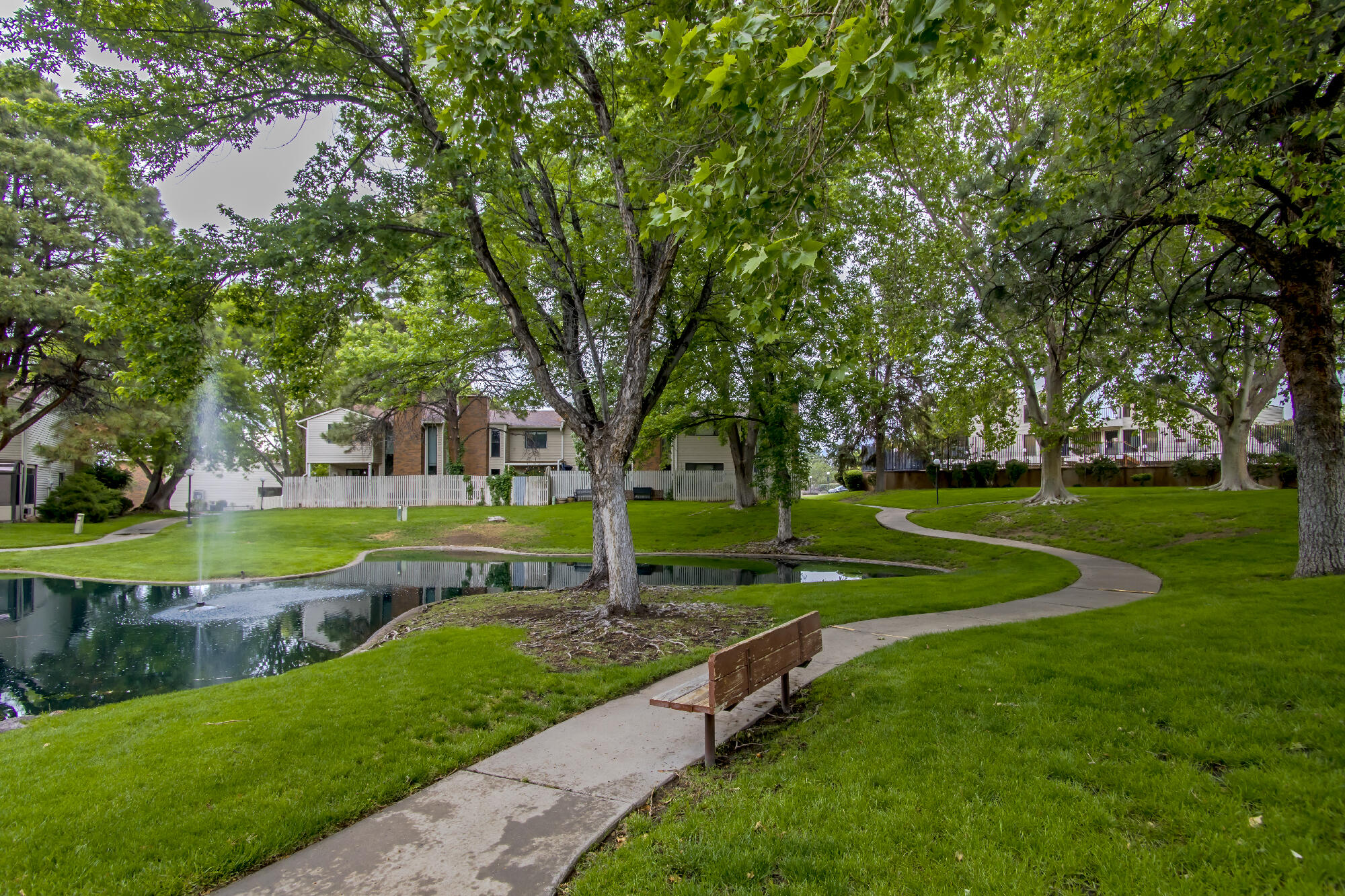 29 Westlake Drive NE