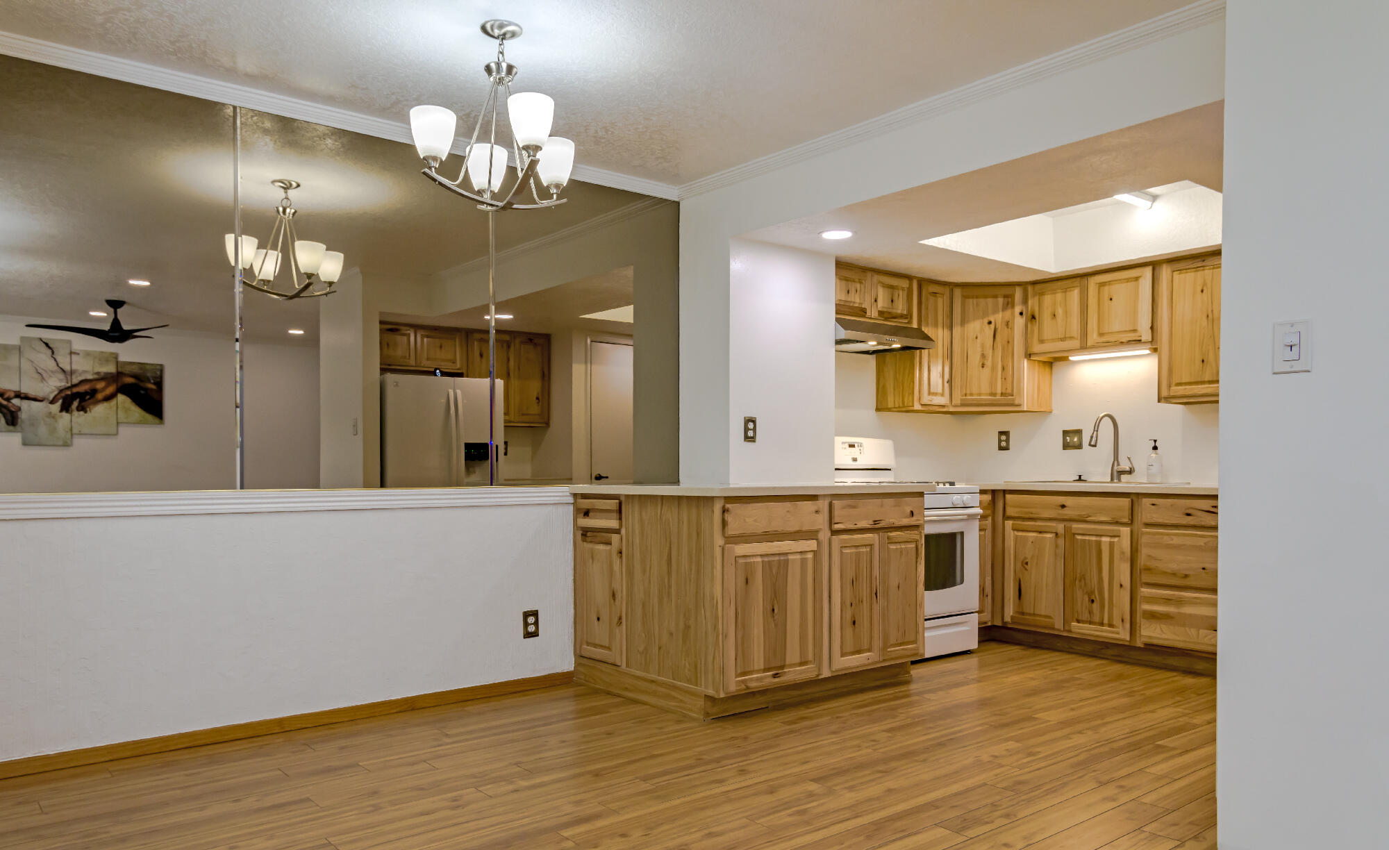 29 Westlake Drive NE