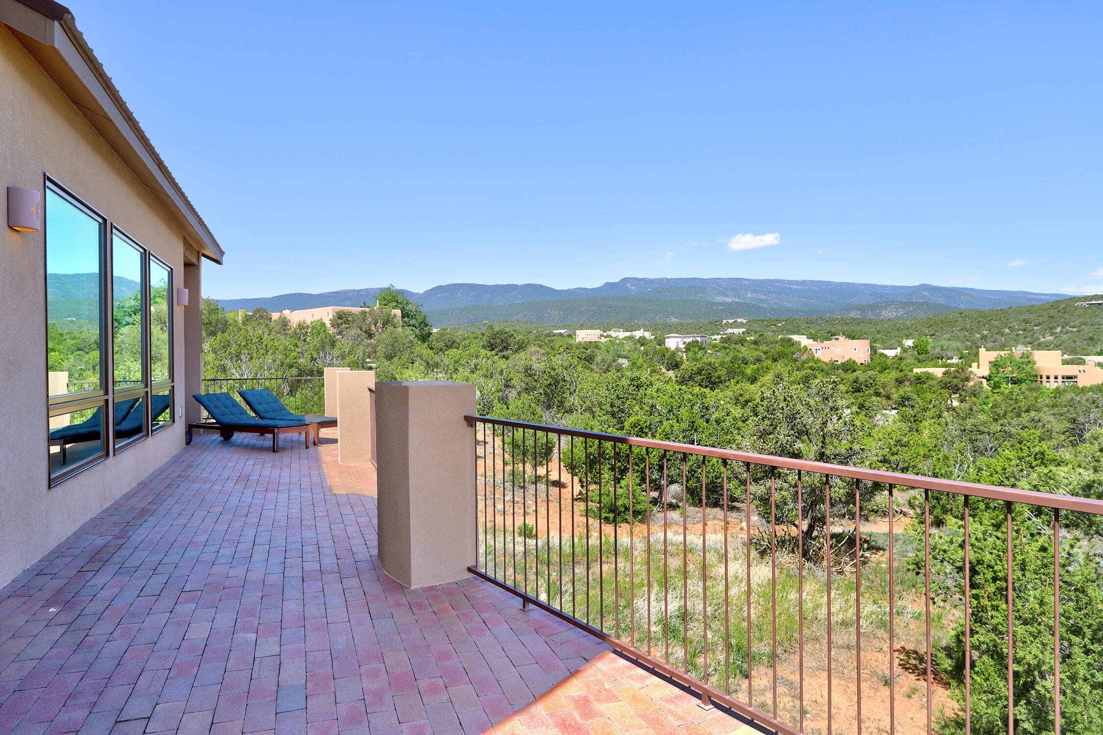 29 Kiva Loop