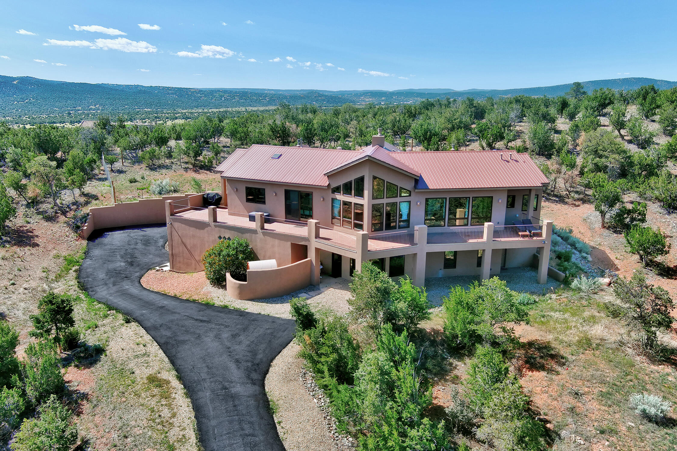29 Kiva Loop