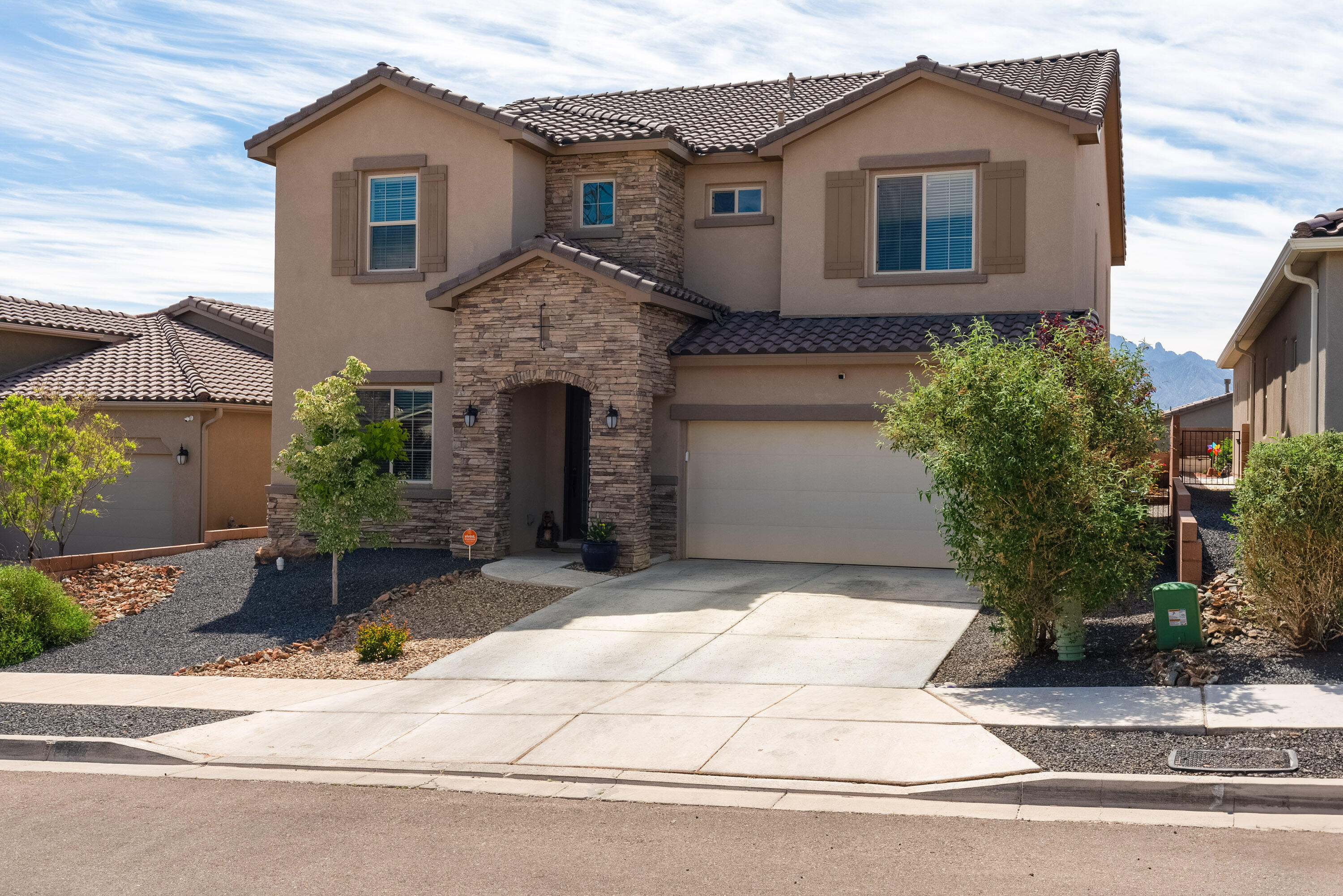 6950 Cleary Loop NE
