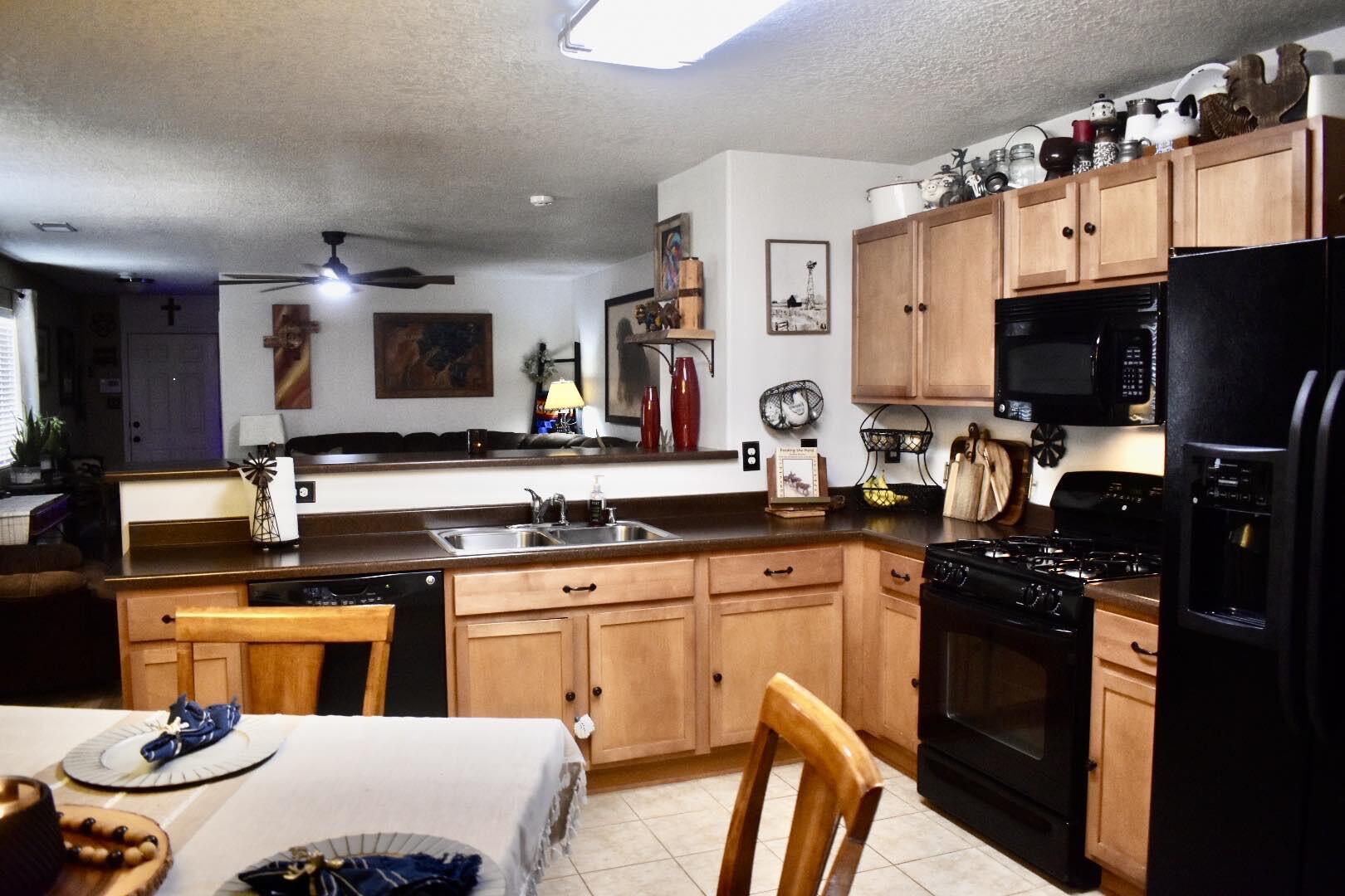 1850 Camino Rincon SW