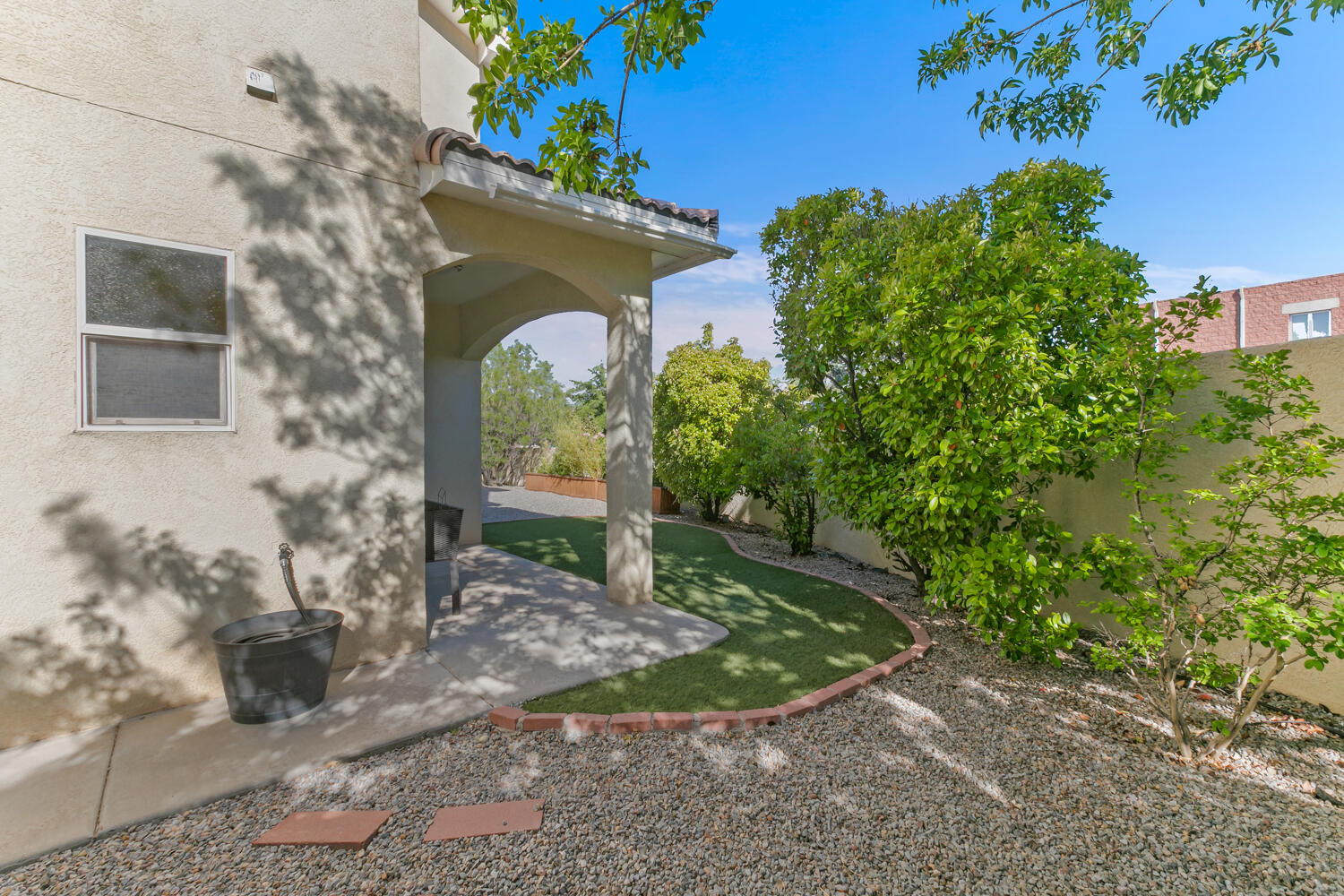 4008 Gracia Court NE