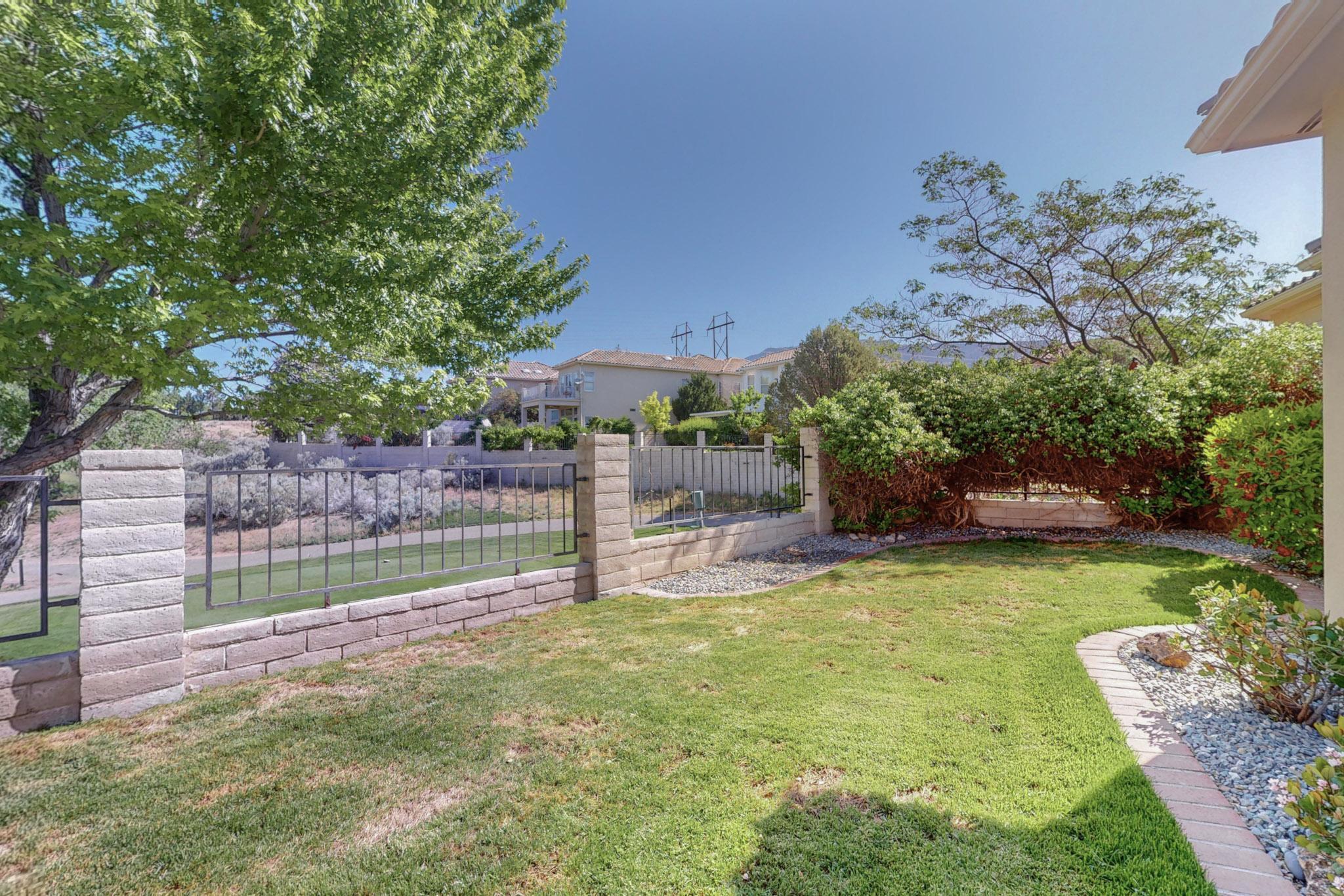 11219 Costa Del Sol NE
