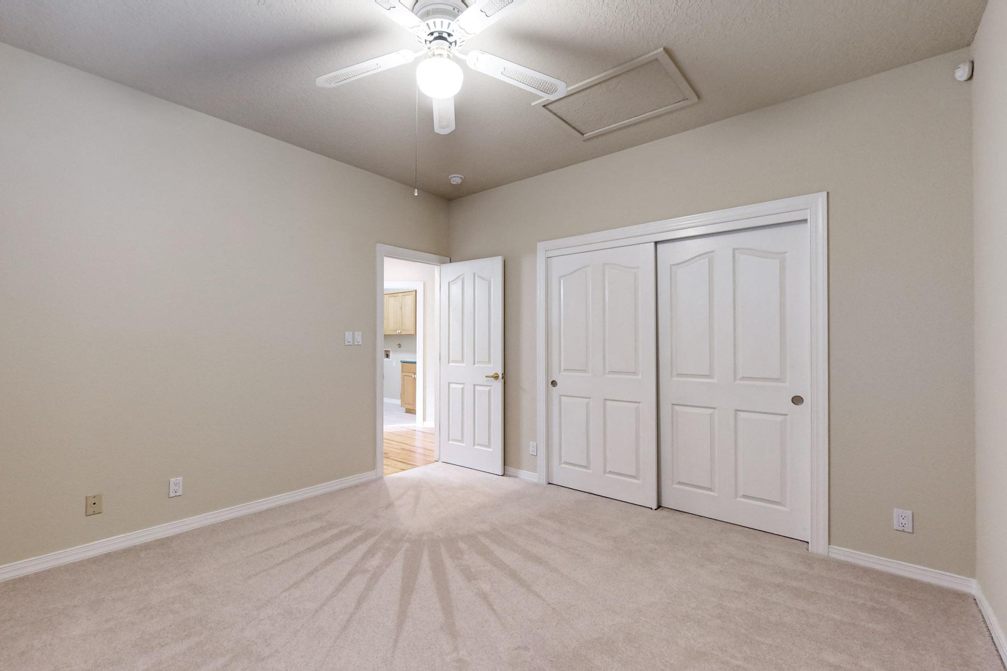 11219 Costa Del Sol NE