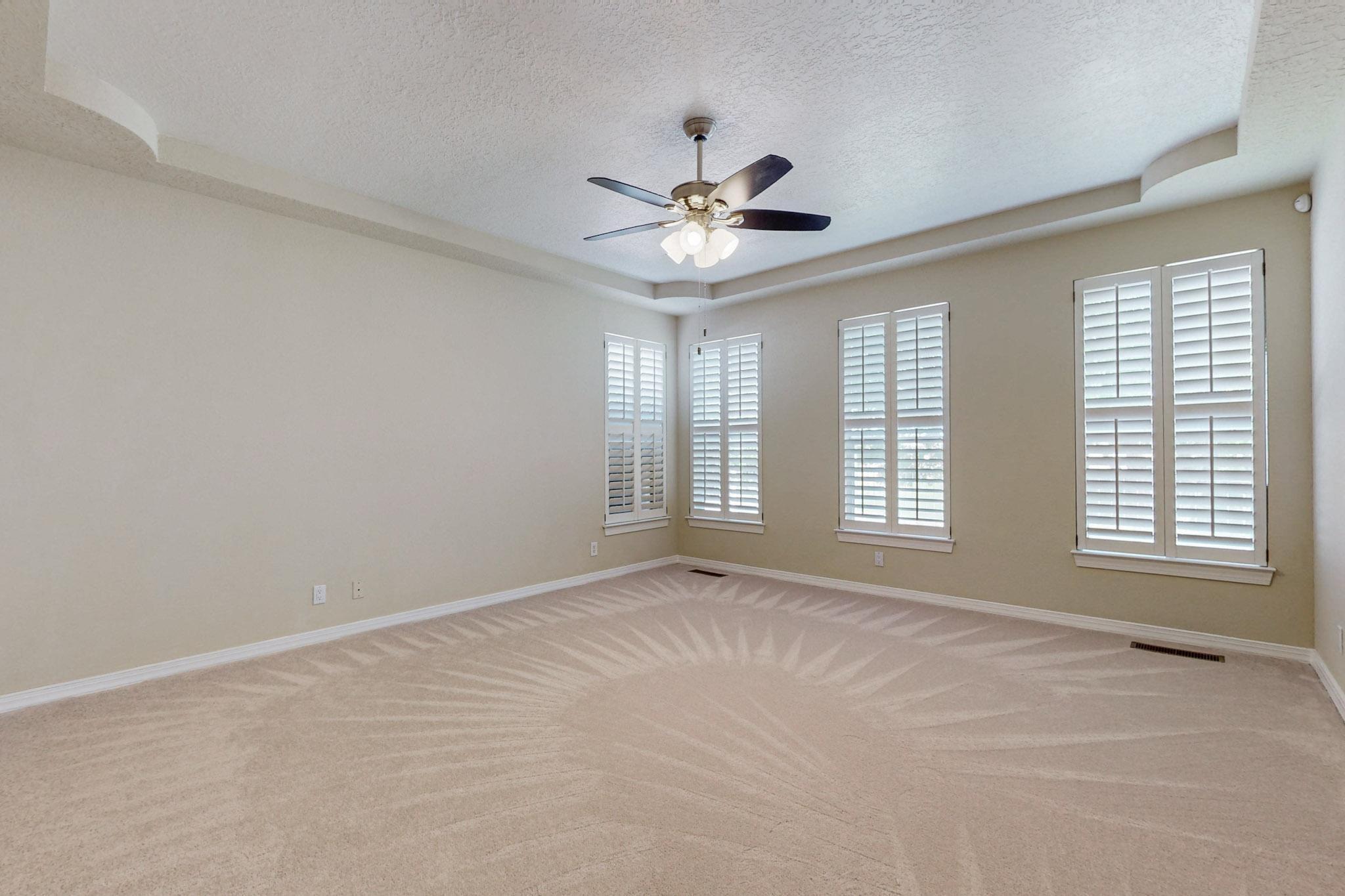 11219 Costa Del Sol NE