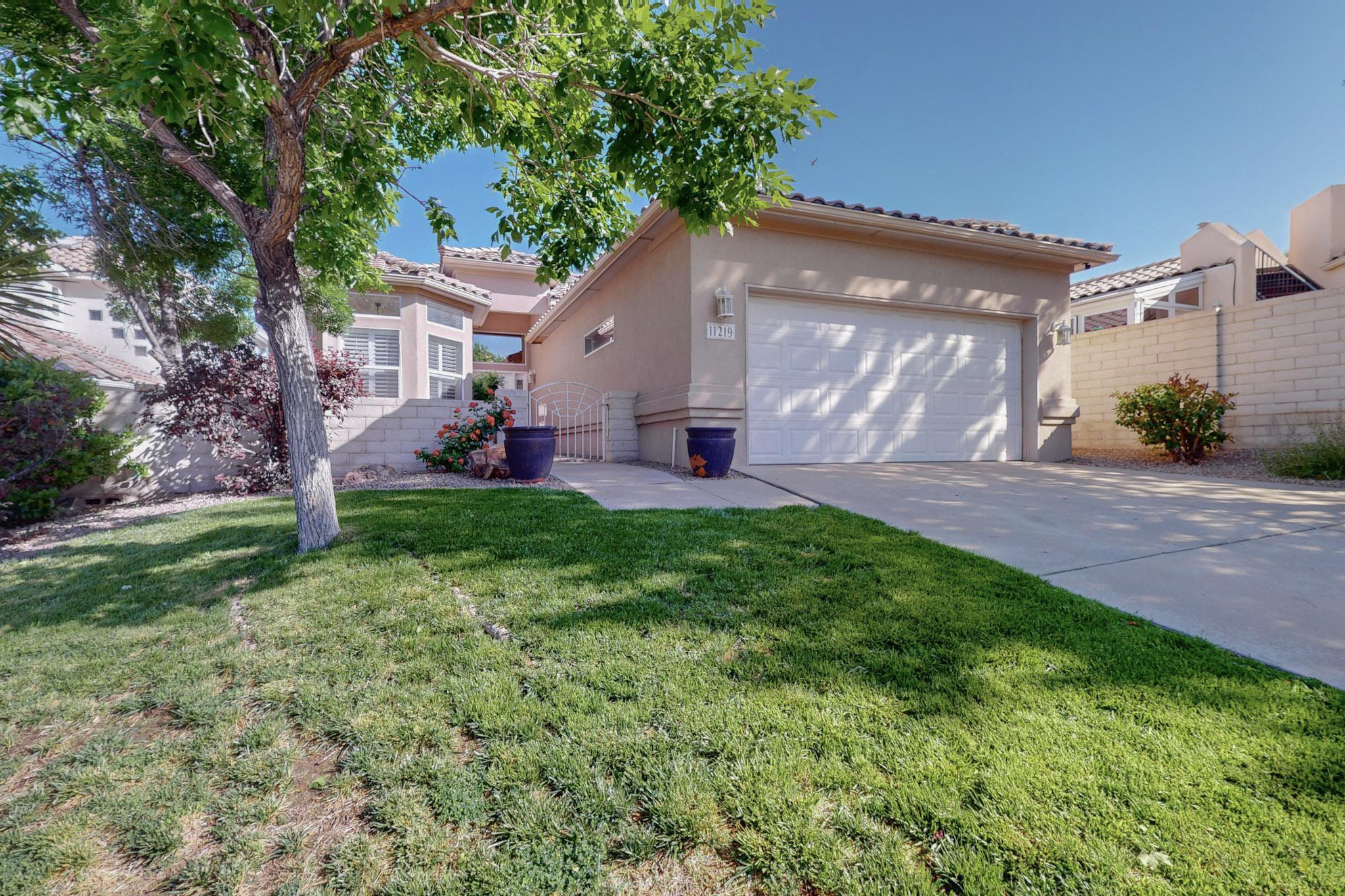 11219 Costa Del Sol NE