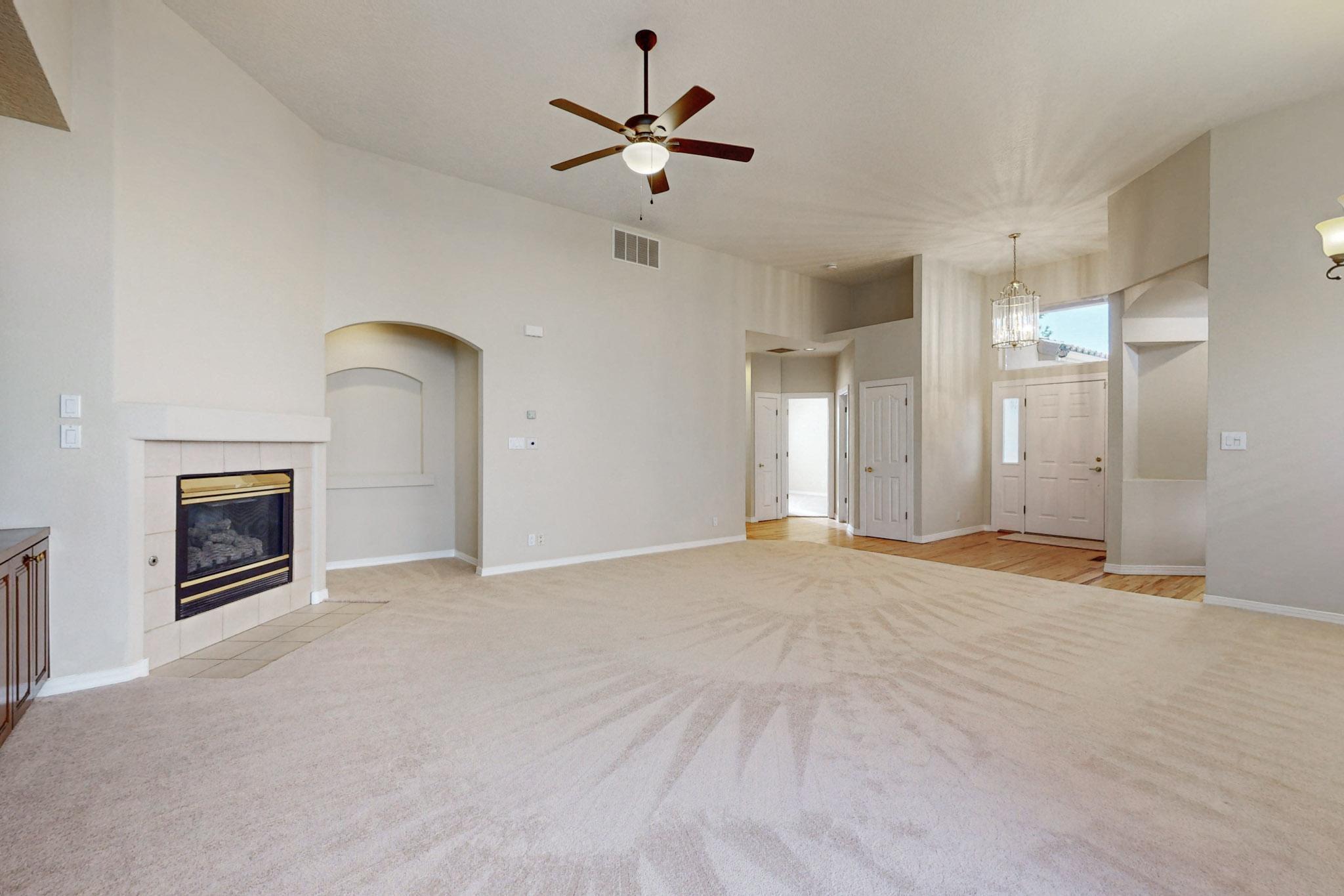 11219 Costa Del Sol NE