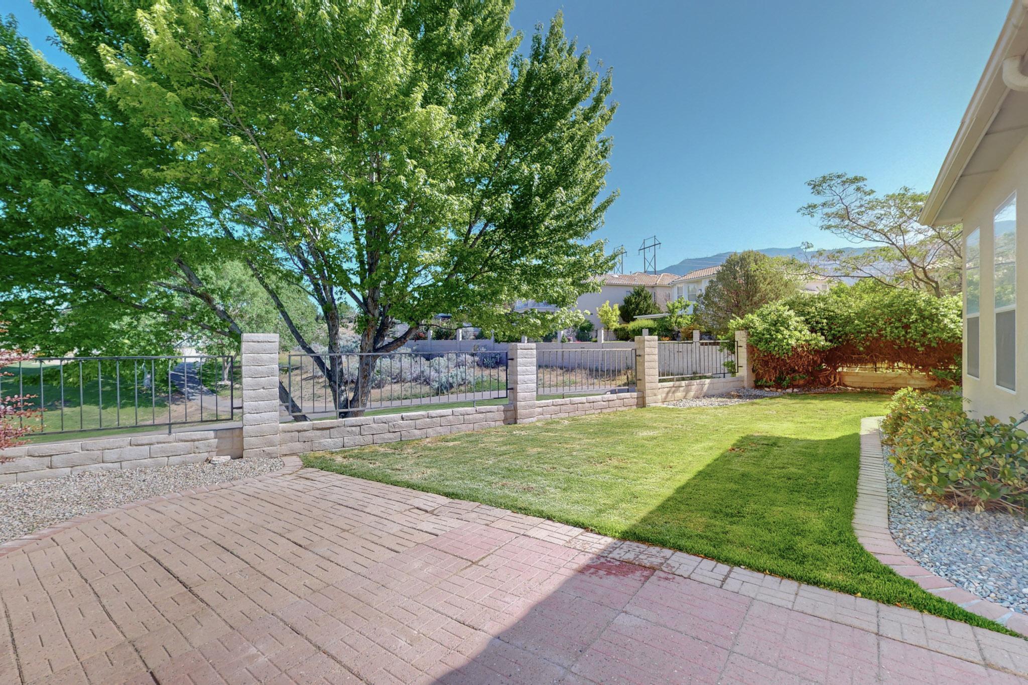 11219 Costa Del Sol NE