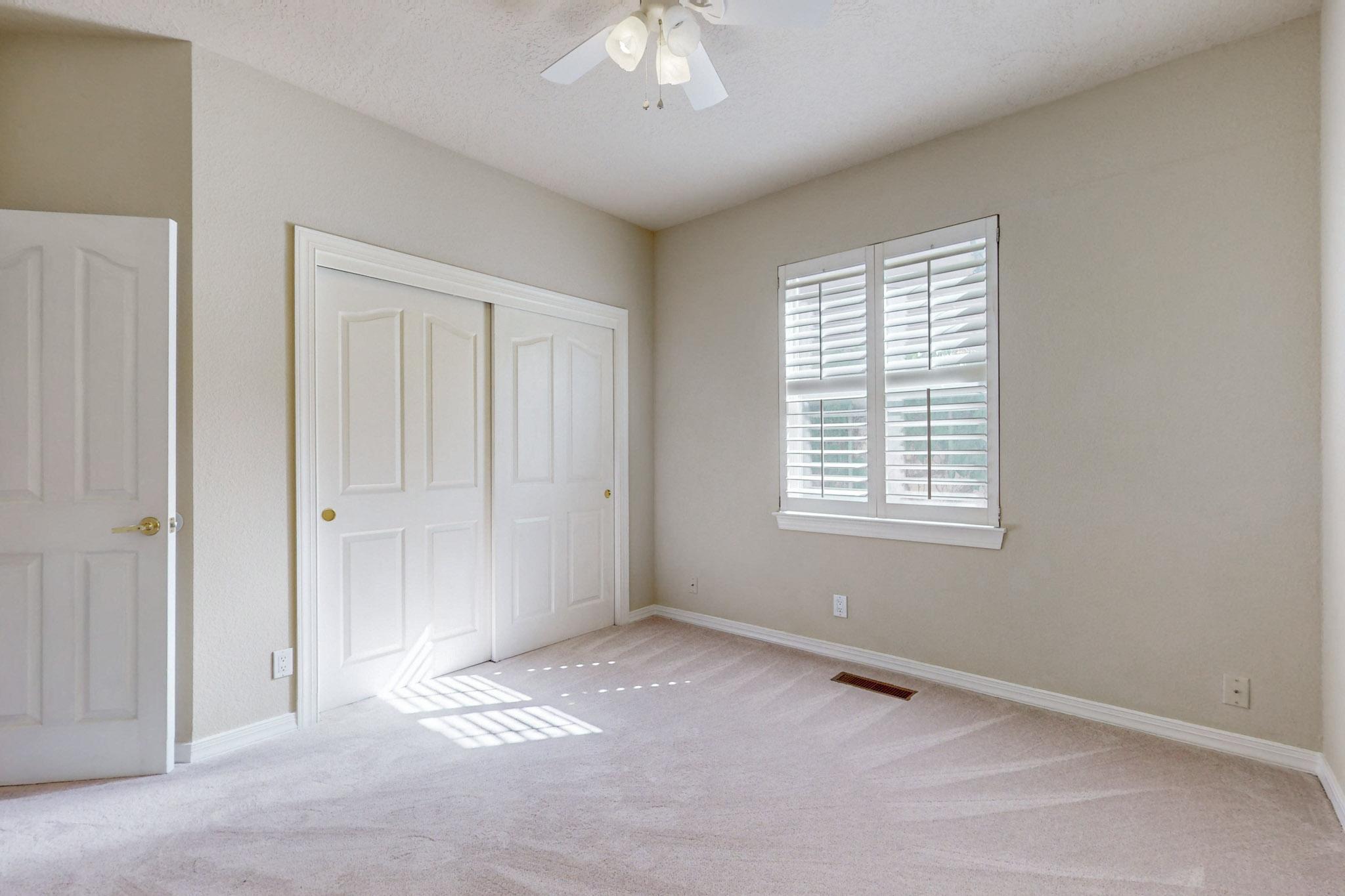 11219 Costa Del Sol NE