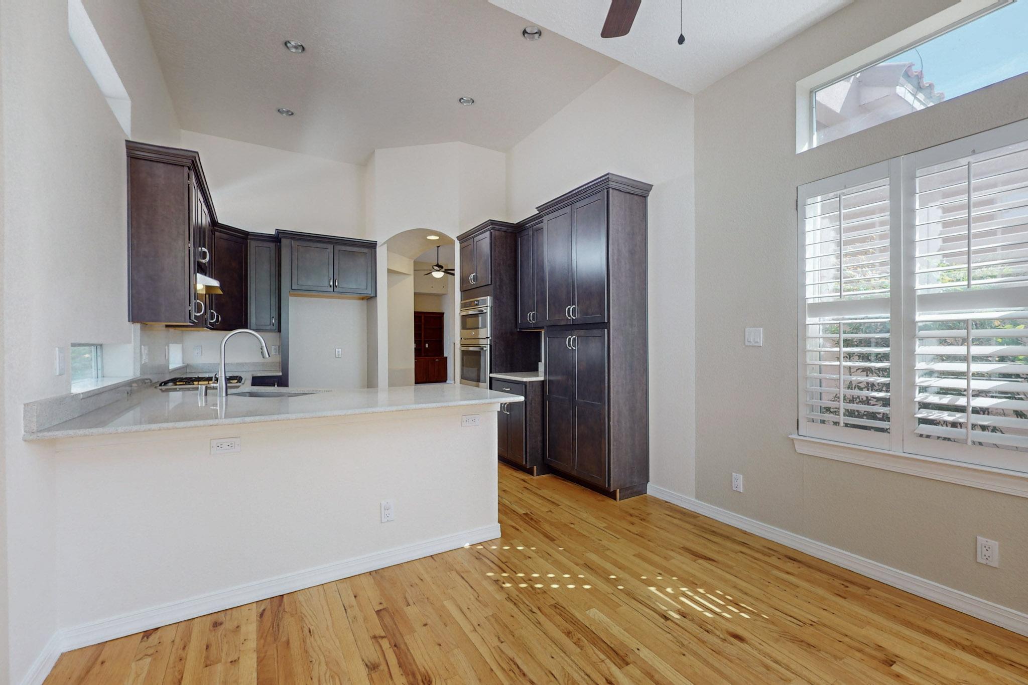 11219 Costa Del Sol NE