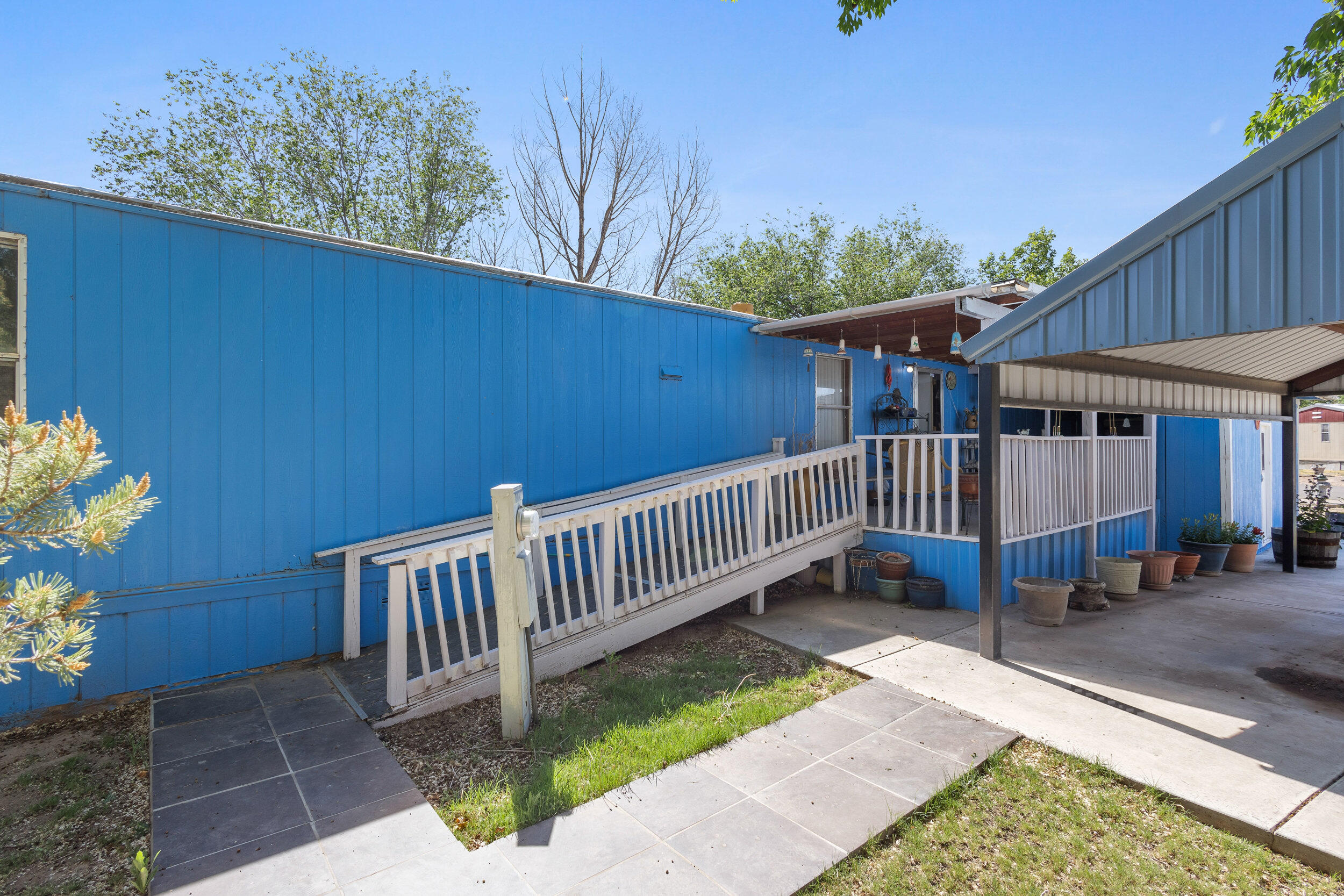 1082 Lamb Court SE