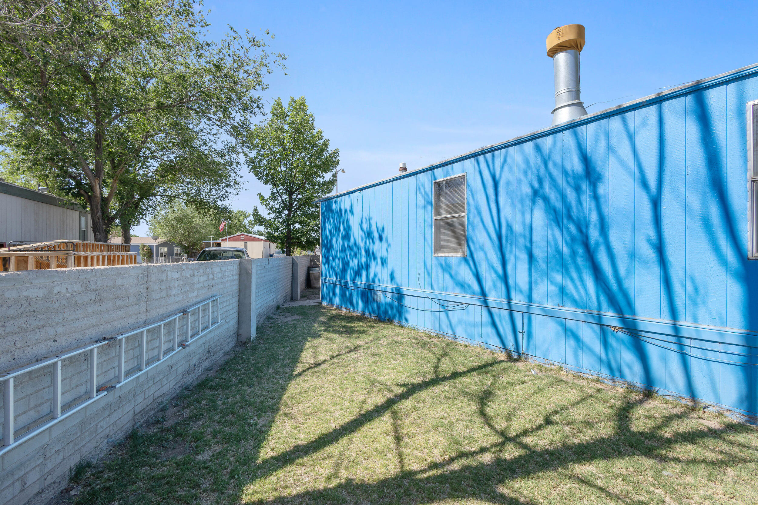 1082 Lamb Court SE
