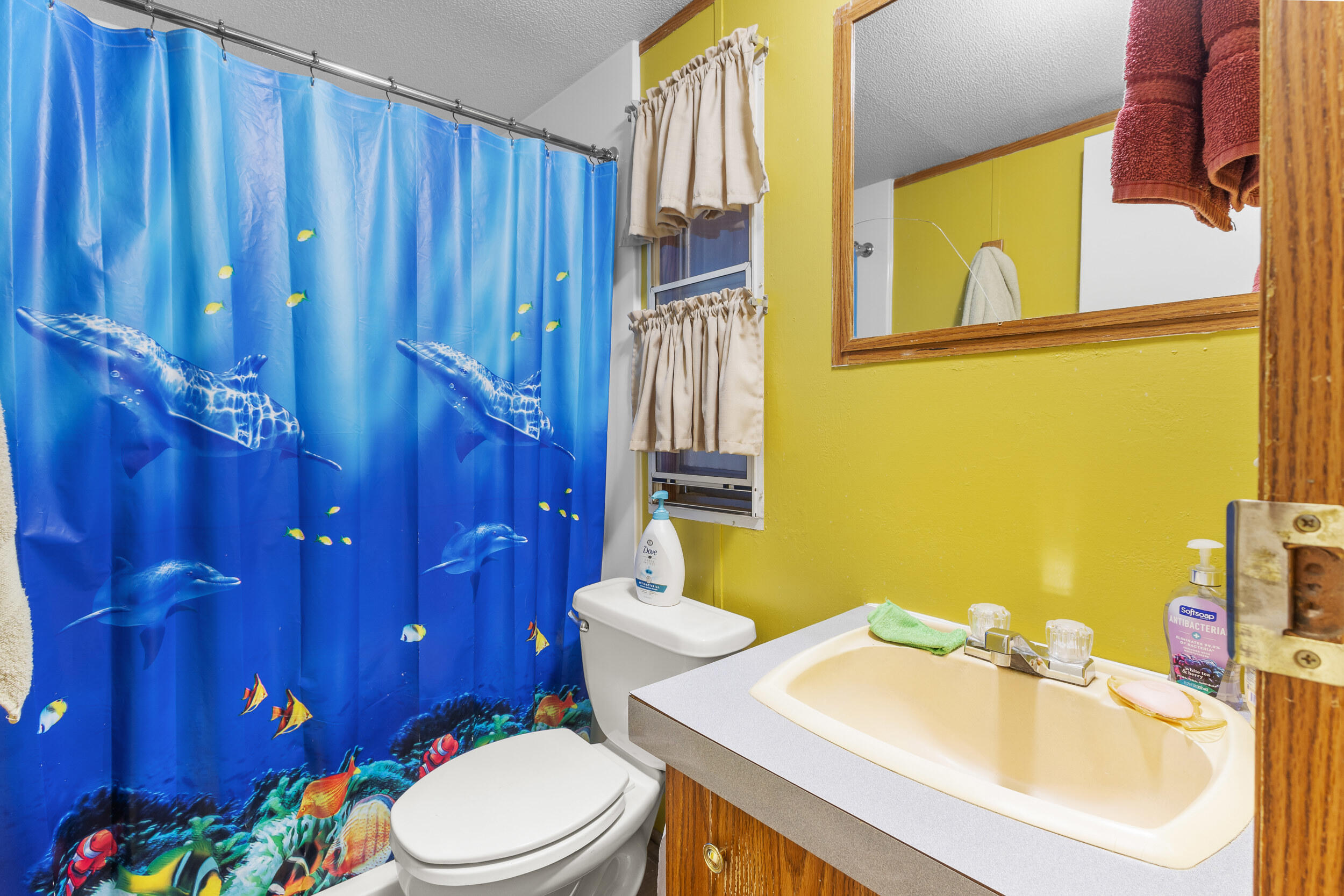1082 Lamb Court SE
